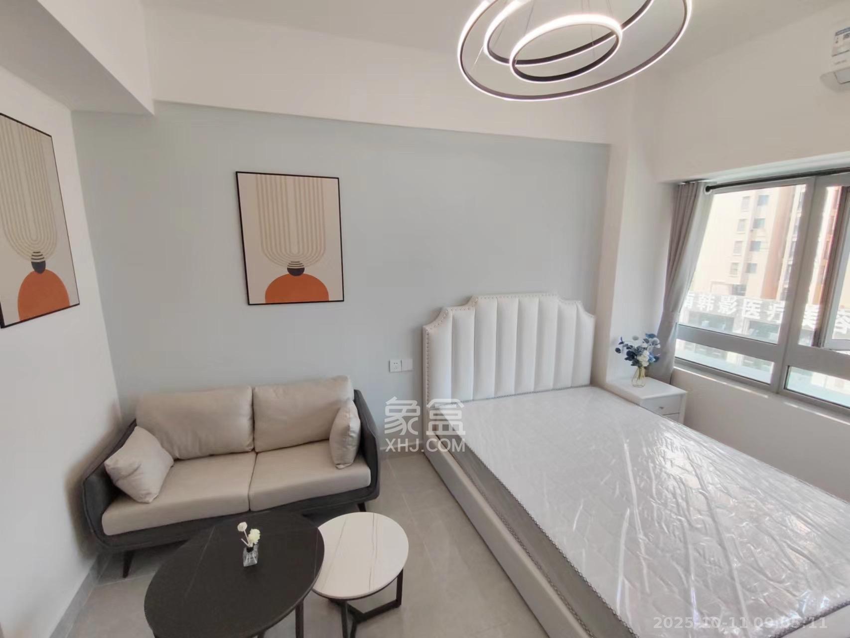 保利天禧EF区  1室1厅1卫    1600.0元/月室内图