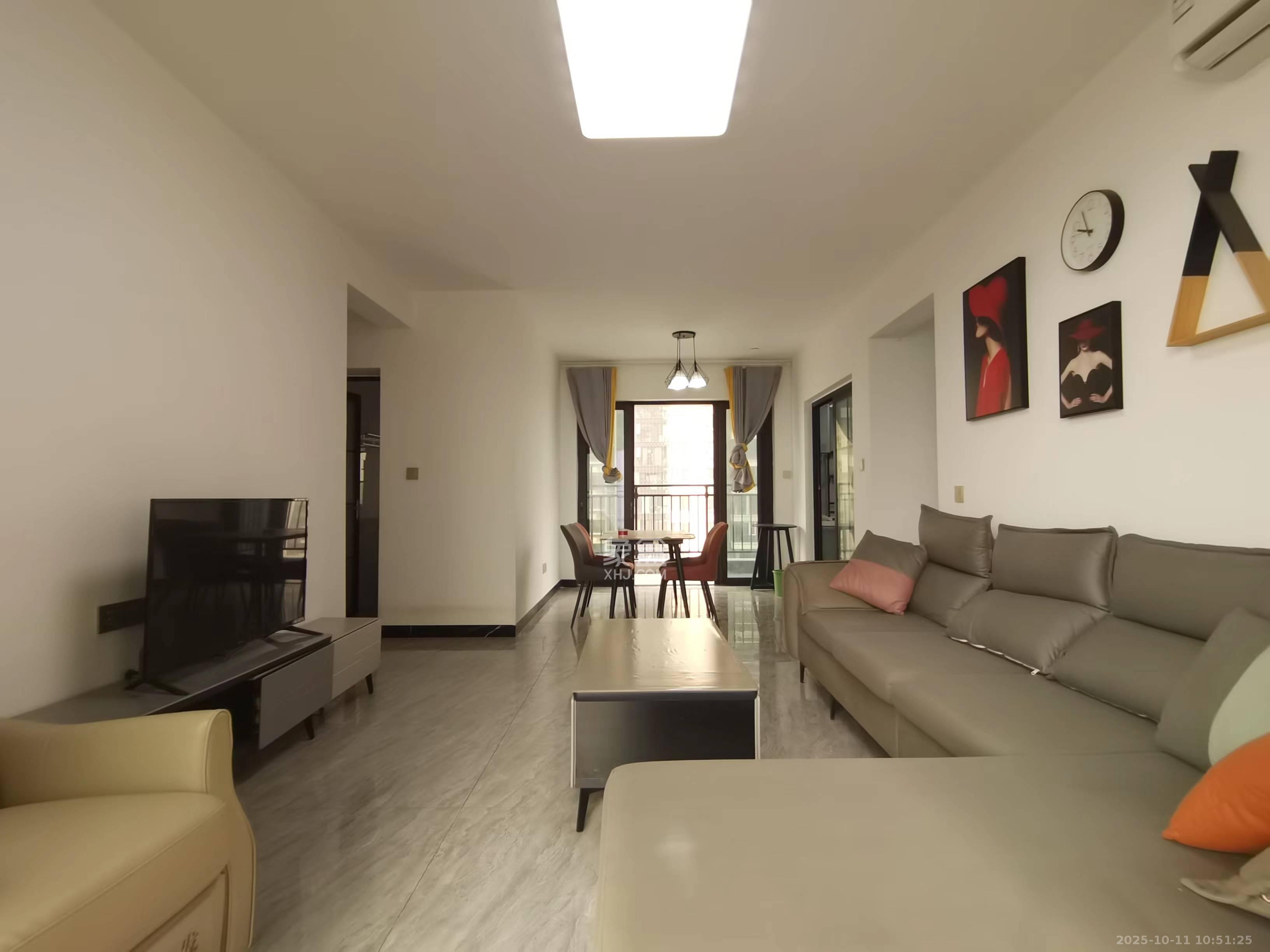 保利大都汇一期、二期  4室2厅2卫    3300.0元/月 保利大都汇一期、二期  4室2厅2卫    3300.0元/月室内图