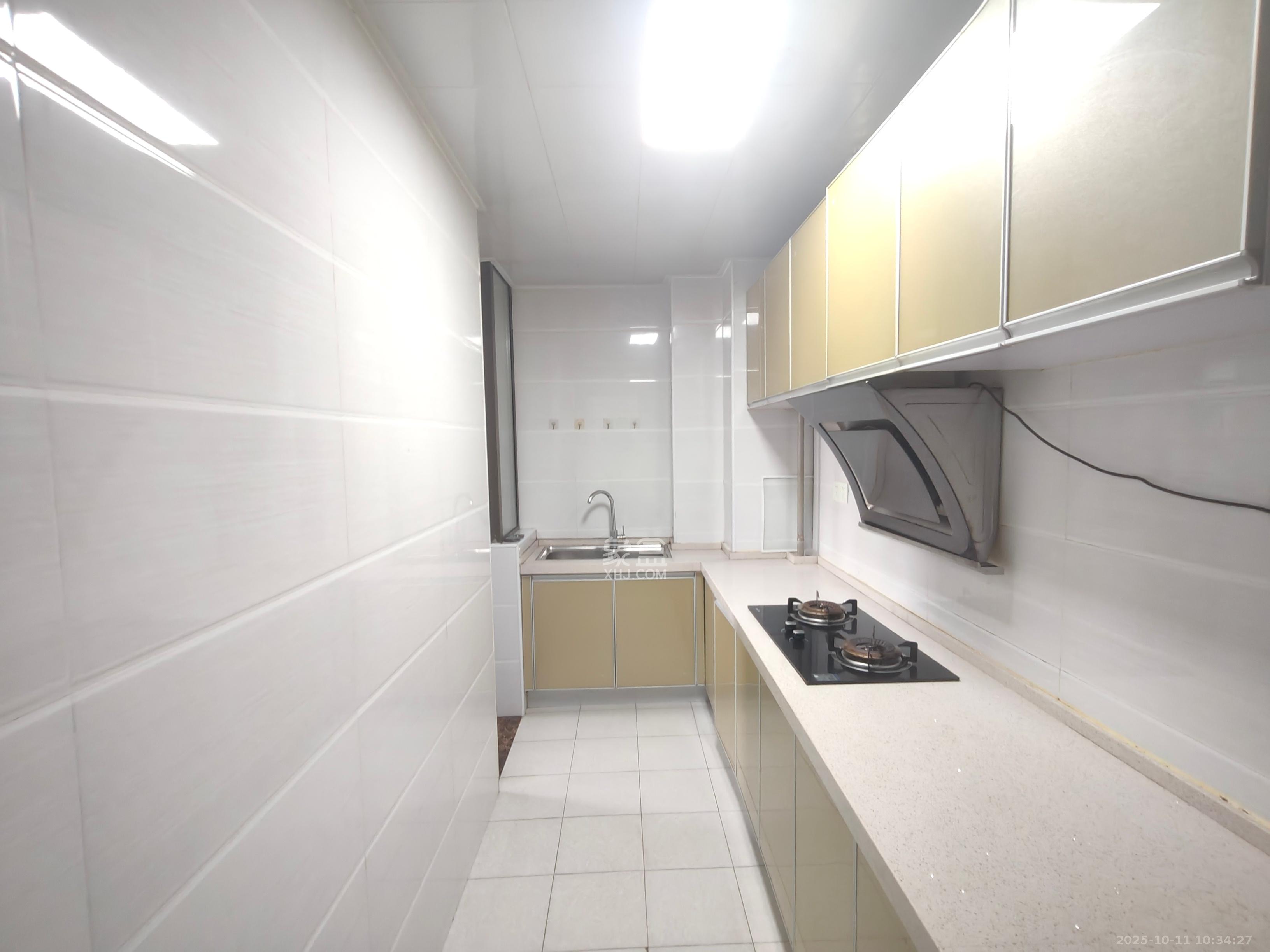 旭辉御府  3室1厅1卫    2400.0元/月 旭辉御府  3室1厅1卫    2400.0元/月室内图