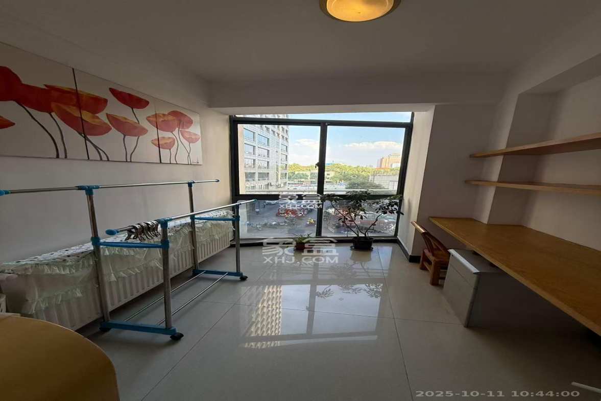 欧园 2室2厅1卫 2600.0元/月 欧园 2室2厅1卫 2600.0元/月室内图