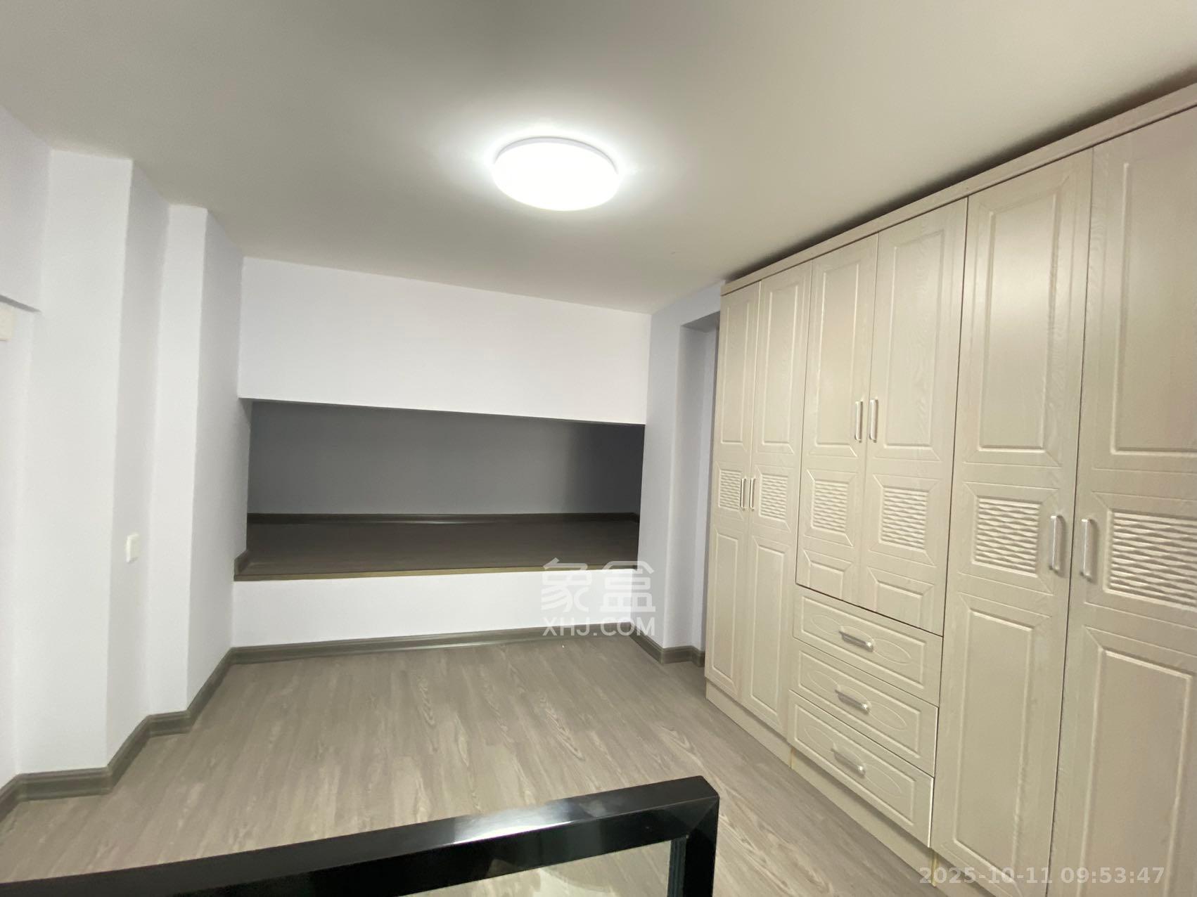 卓越江岸  1室1厅1卫    2400.0元/月 卓越江岸  1室1厅1卫    2400.0元/月室内图