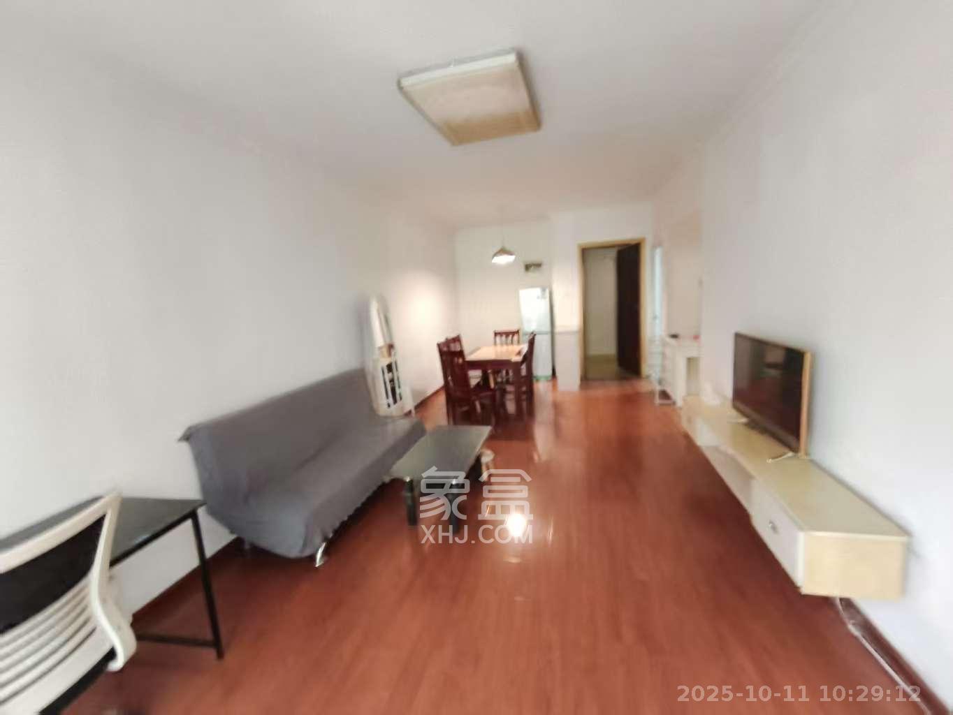 好莱城（弘德西街）  2室2厅2卫    1700.0元/月室内图