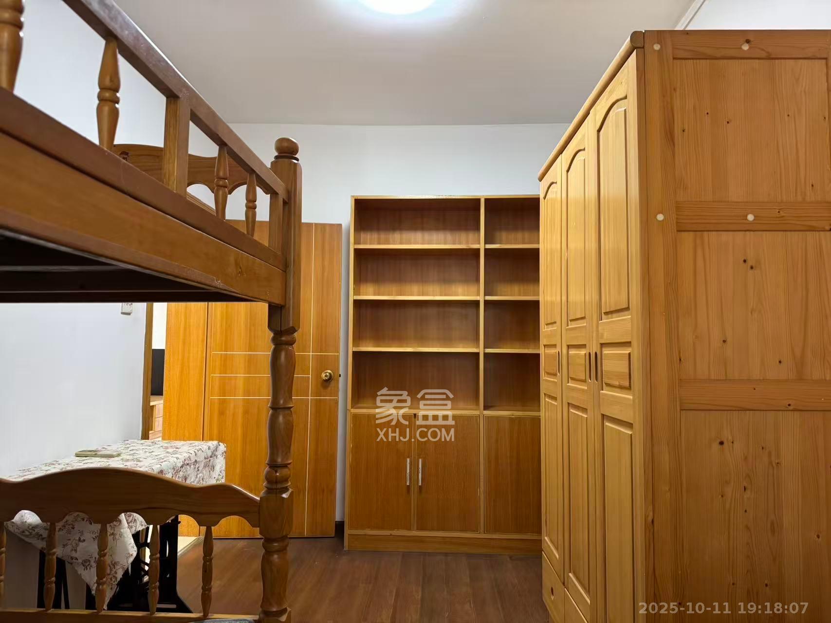 万煦园  3室1厅1卫    2300.0元/月 万煦园  3室1厅1卫    2300.0元/月室内图