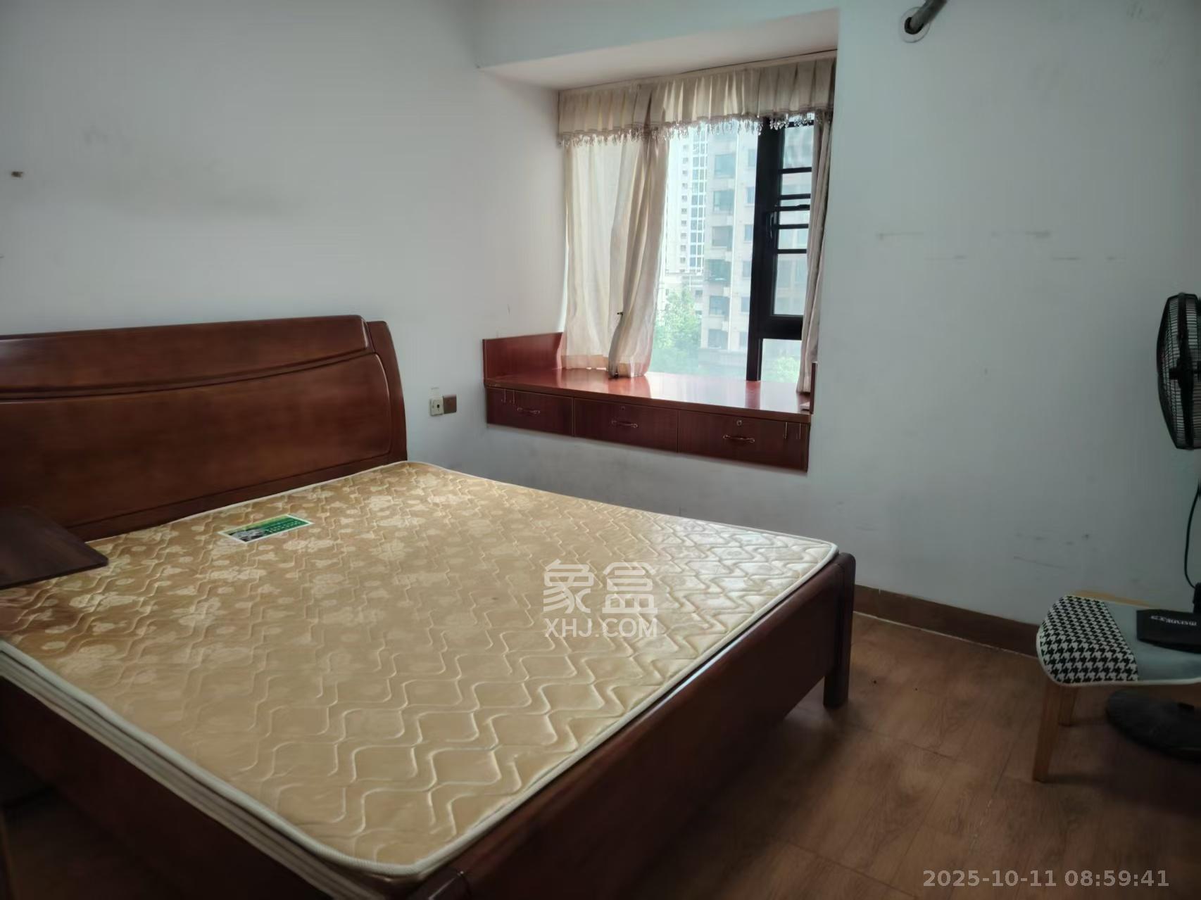 金科时代中心 3室2厅1卫 2000.0元/月 金科时代中心 3室2厅1卫 2000.0元/月室内图