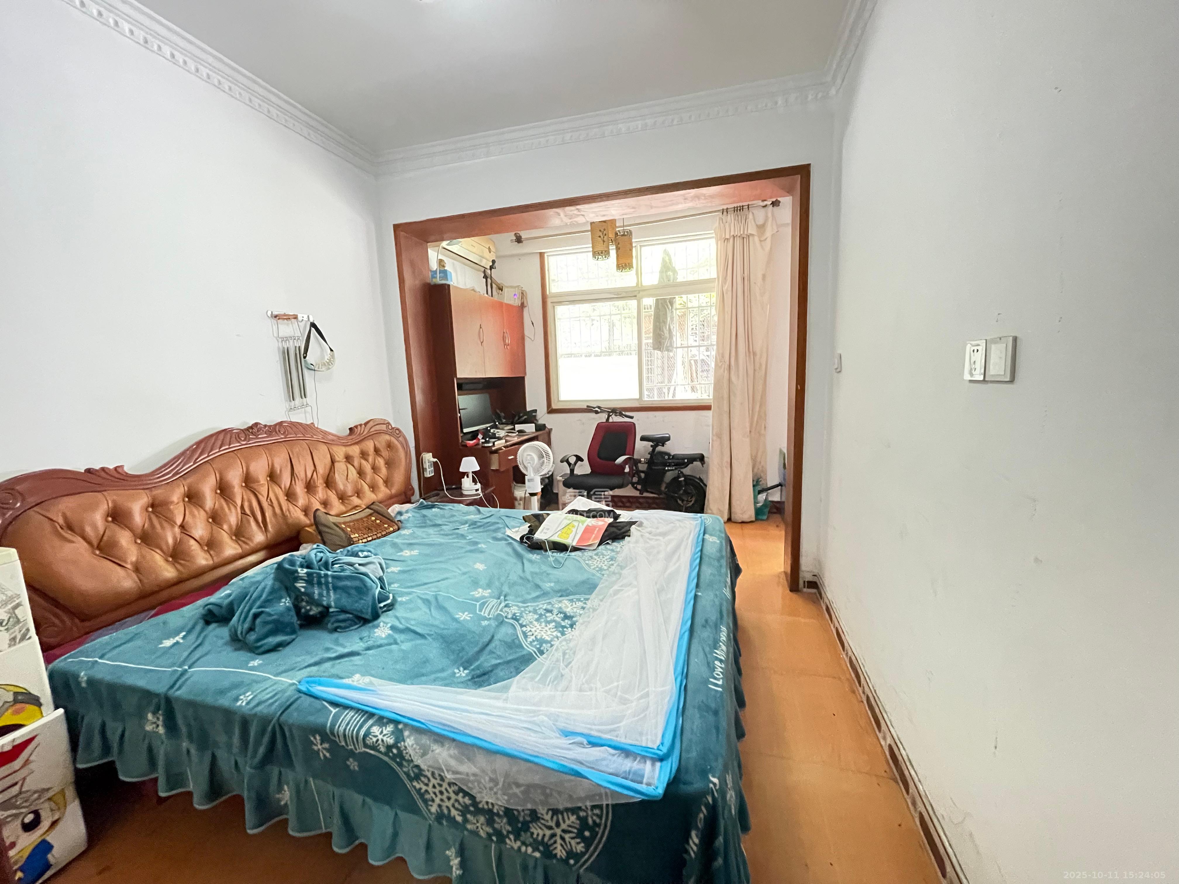 长坡社区  2室1厅1卫    1650.0元/月室内图