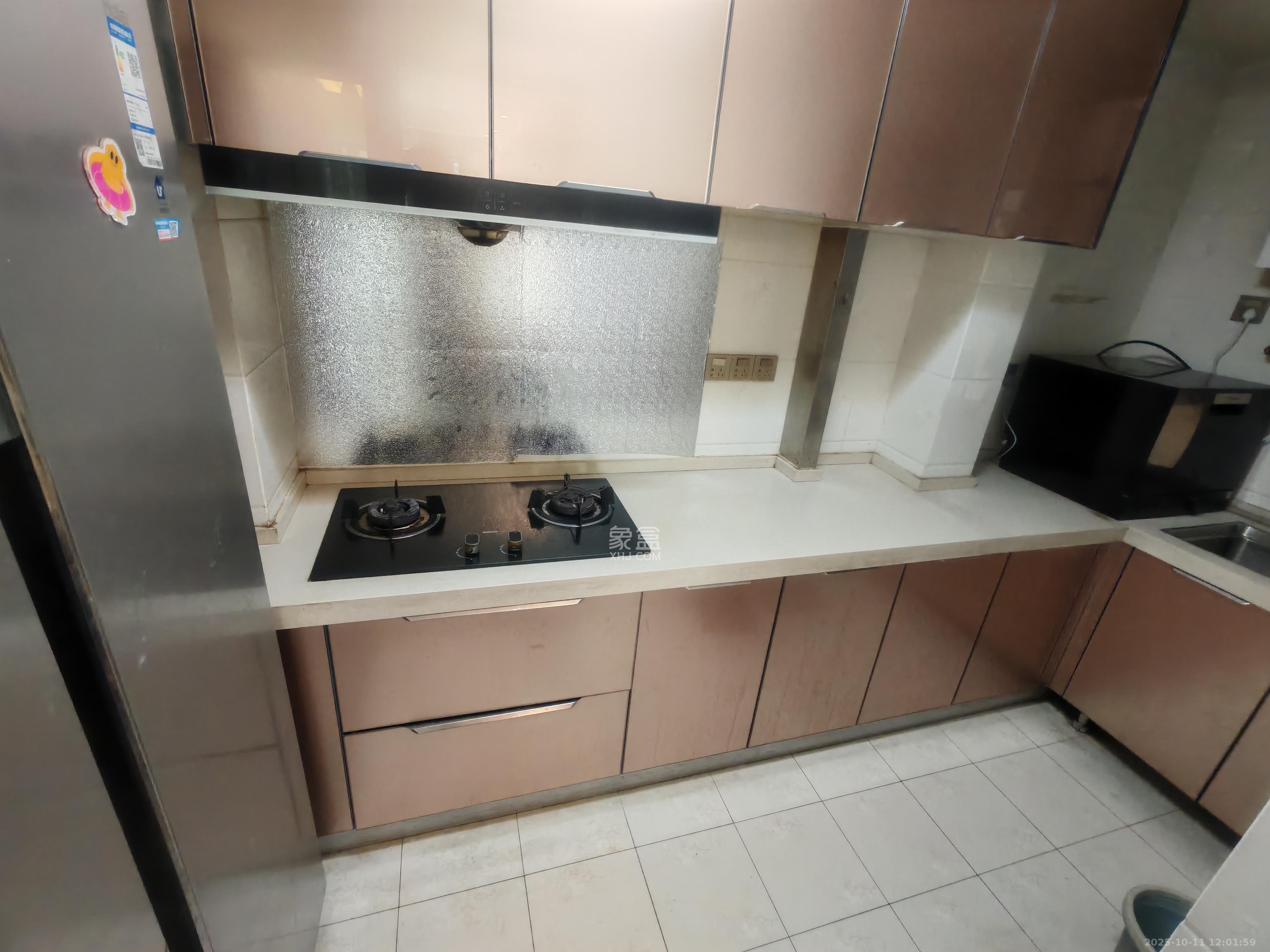 中建芙蓉嘉苑 3室2厅2卫 2300.0元/月 中建芙蓉嘉苑 3室2厅2卫 2300.0元/月室内图