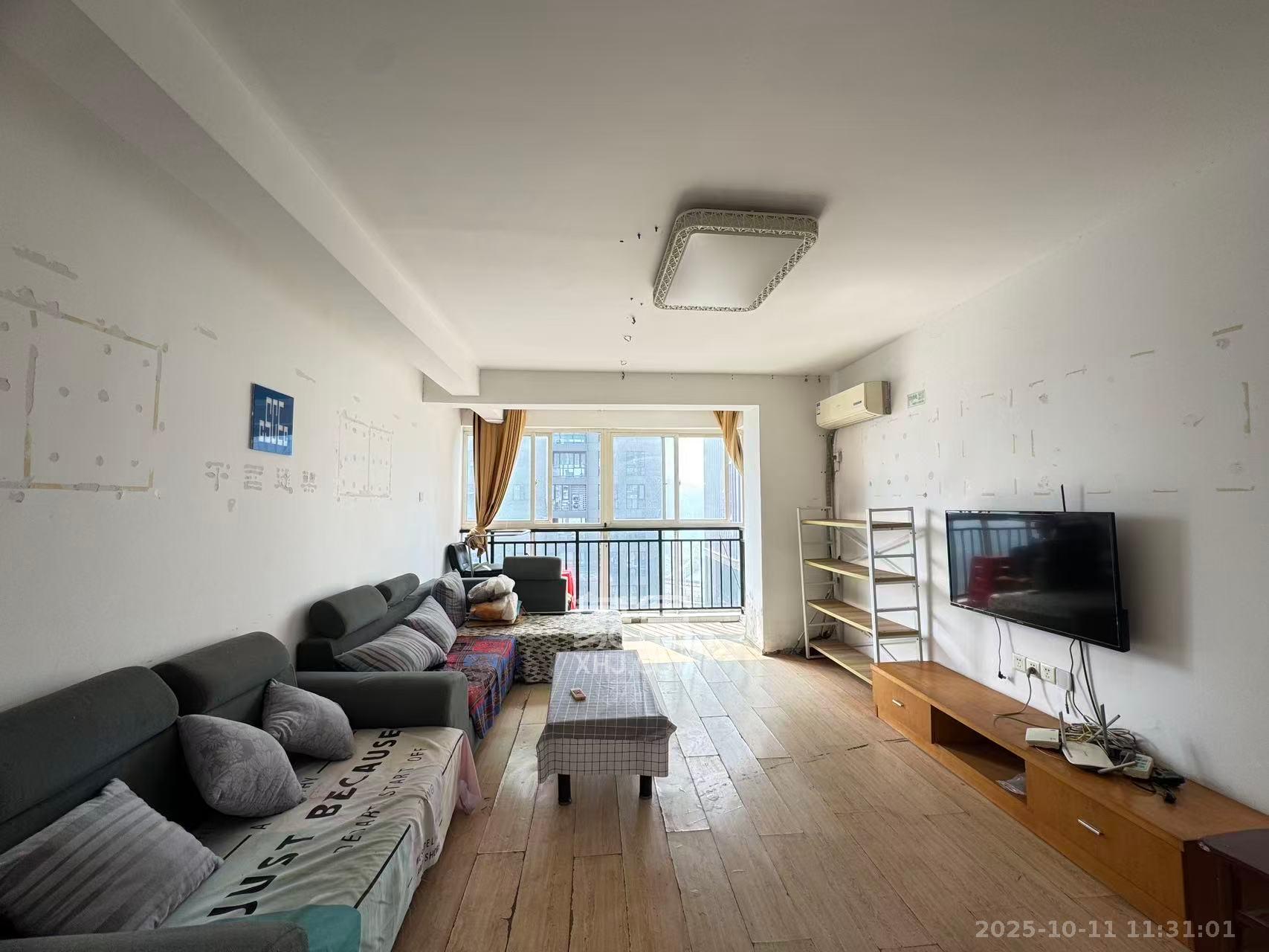 龙王港社区 3室2厅1卫 2500.0元/月 龙王港社区 3室2厅1卫 2500.0元/月室内图