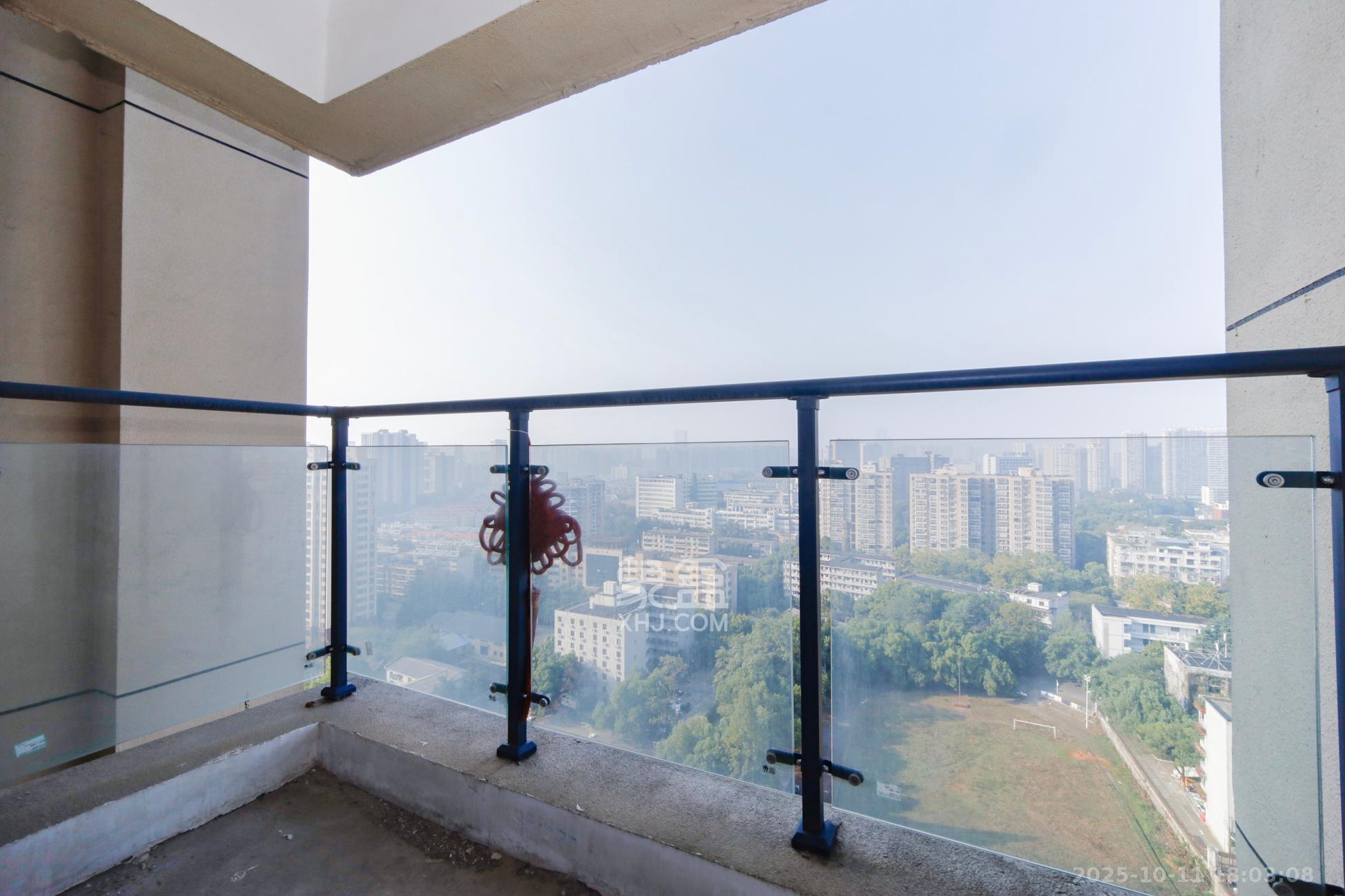 中煤和悦府  4室2厅1卫    170.0万阳台