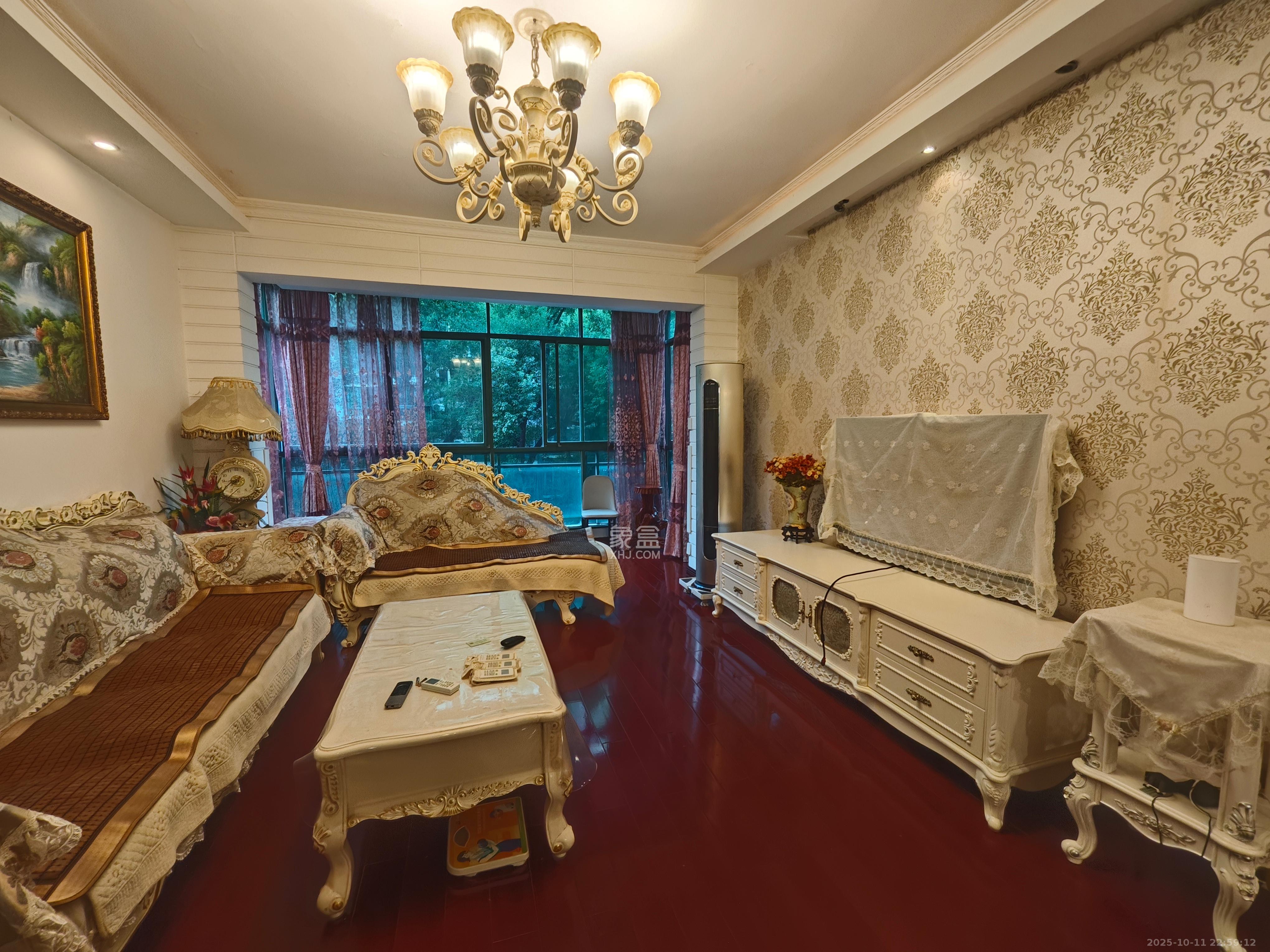 运通馨苑  1室1厅1卫    1200.0元/月室内图