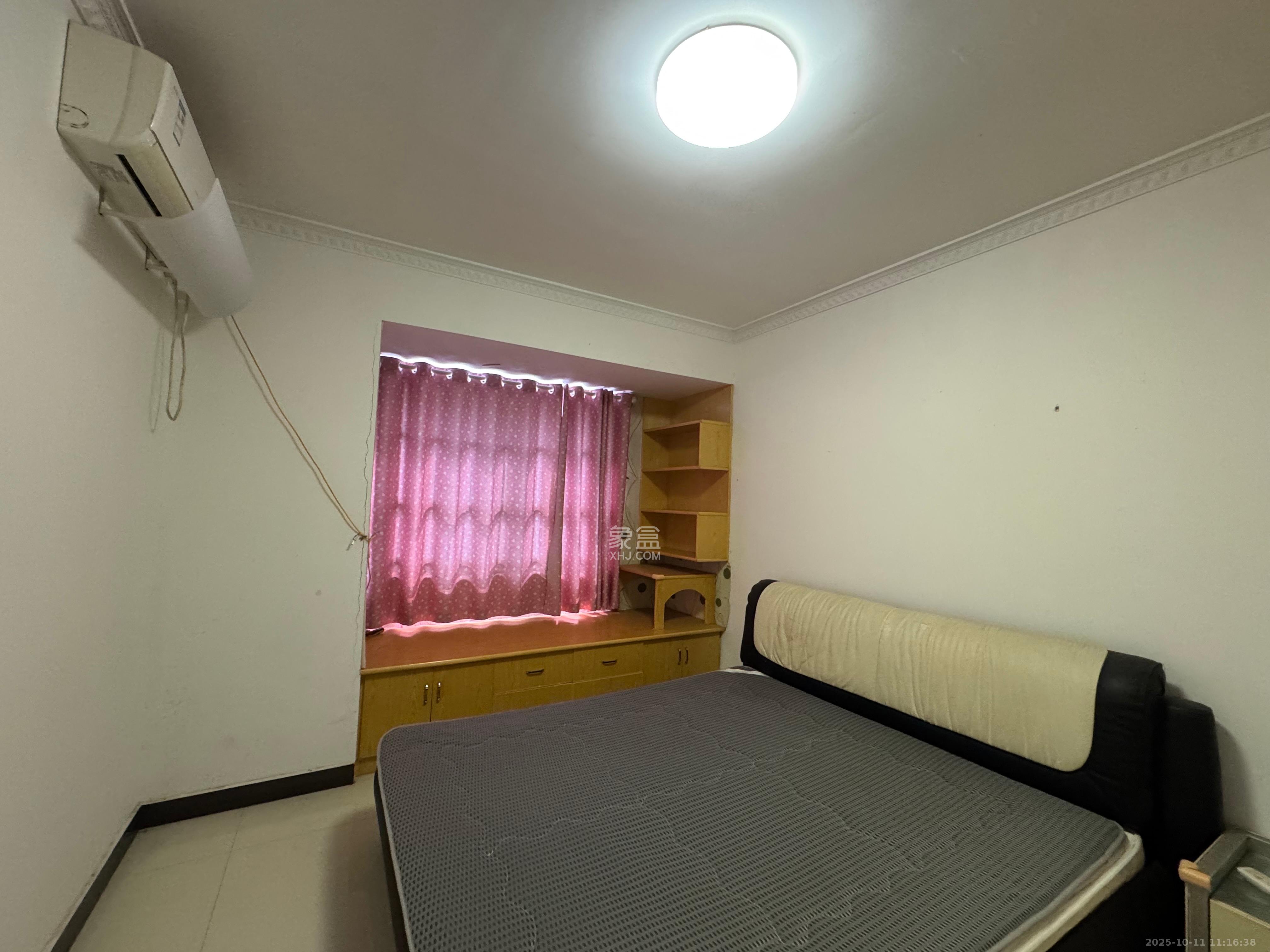 新城国际花都 2室2厅1卫 1500.0元/月 新城国际花都 2室2厅1卫 1500.0元/月室内图