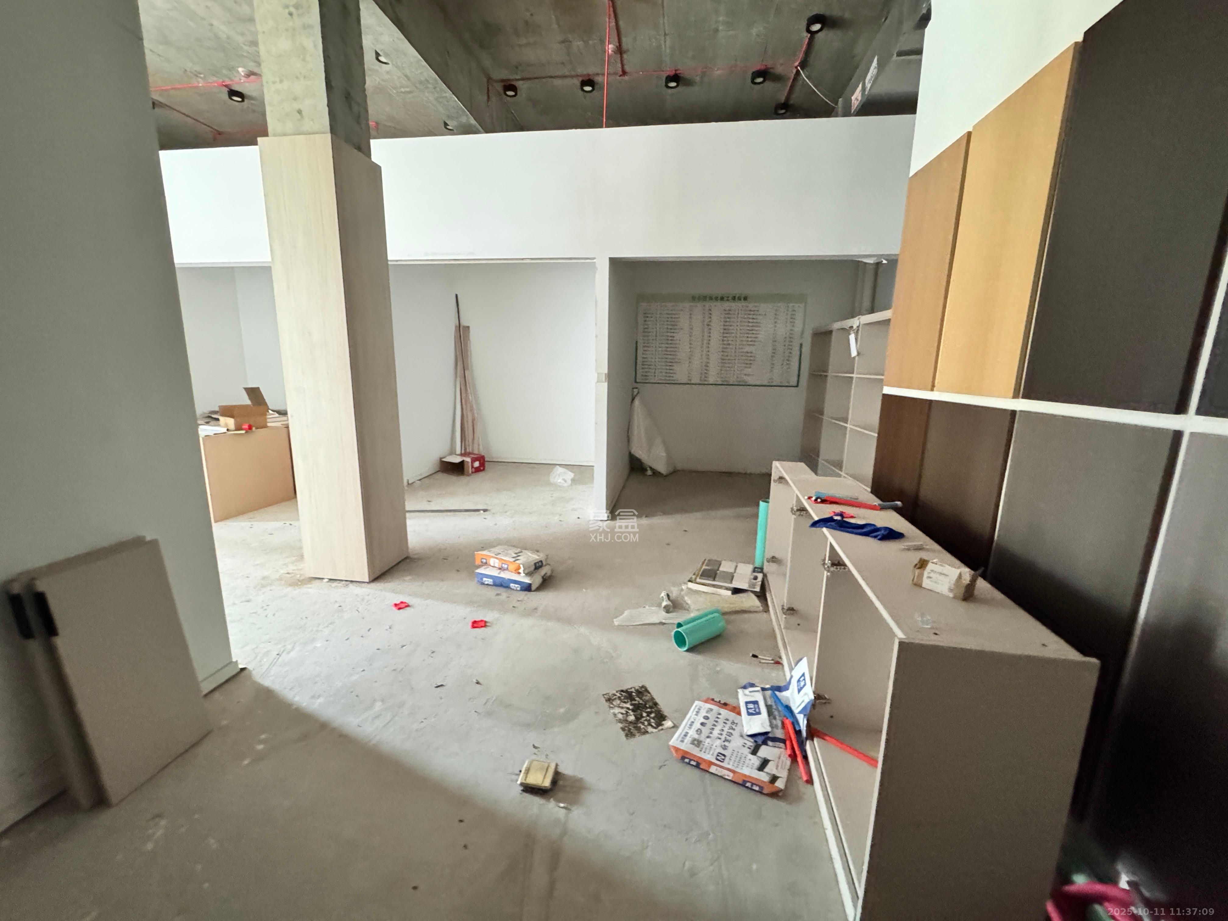 长沙北中心保利时代C区   55.52㎡      6600.0元/月室内图