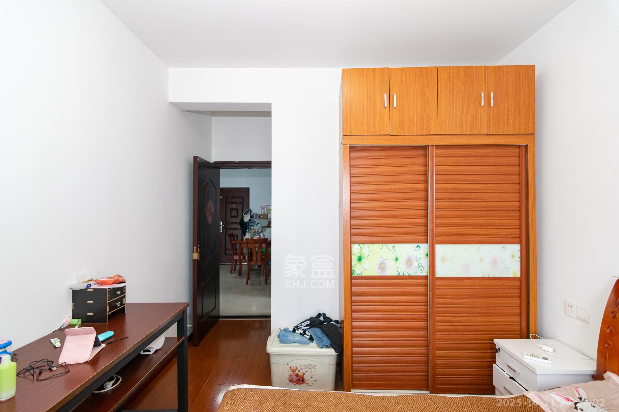 润和紫郡一期  2室2厅1卫    1700.0元/月 润和紫郡一期  2室2厅1卫    1700.0元/月室内图