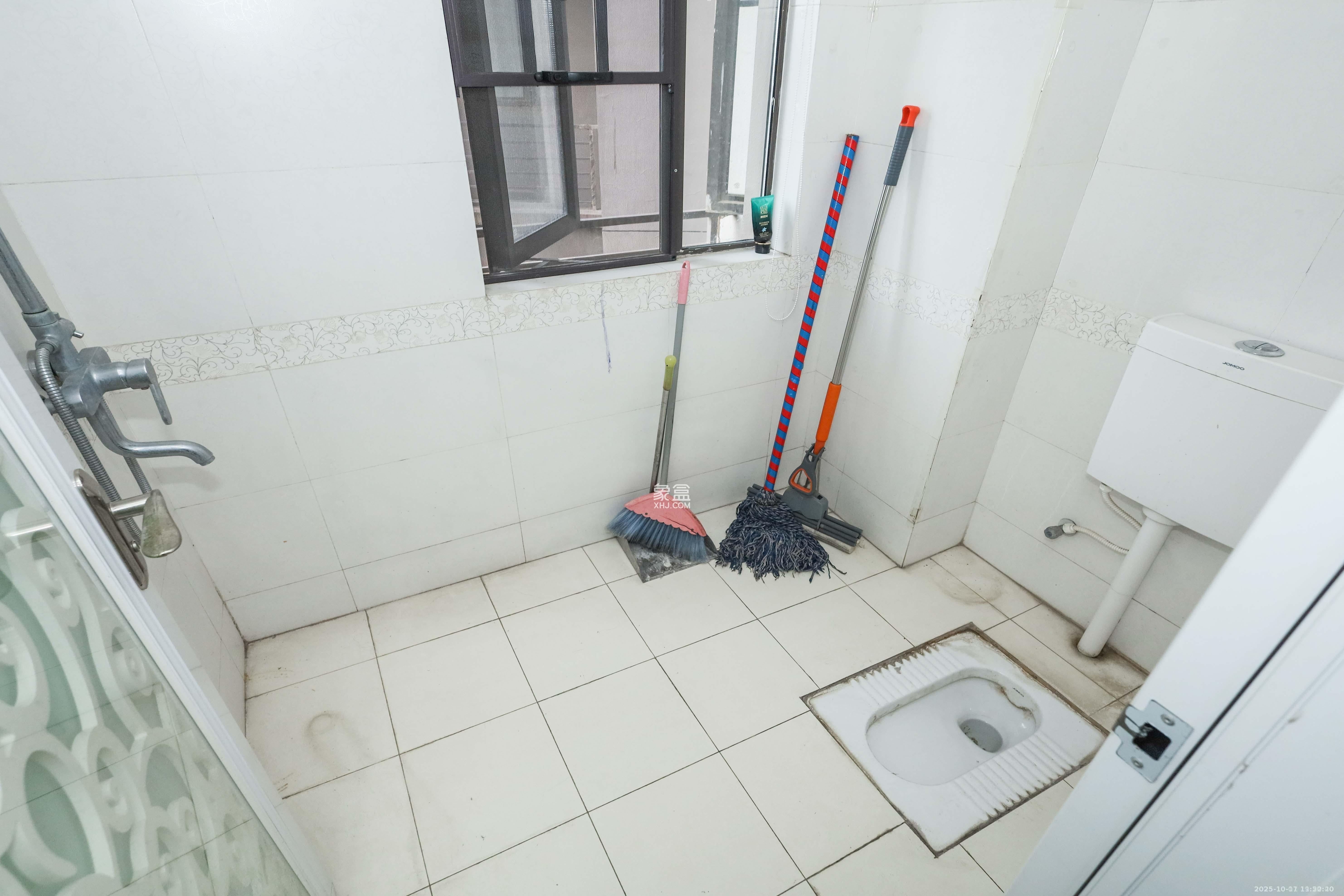 旭辉御府  3室2厅2卫    2400.0元/月 旭辉御府  3室2厅2卫    2400.0元/月室内图