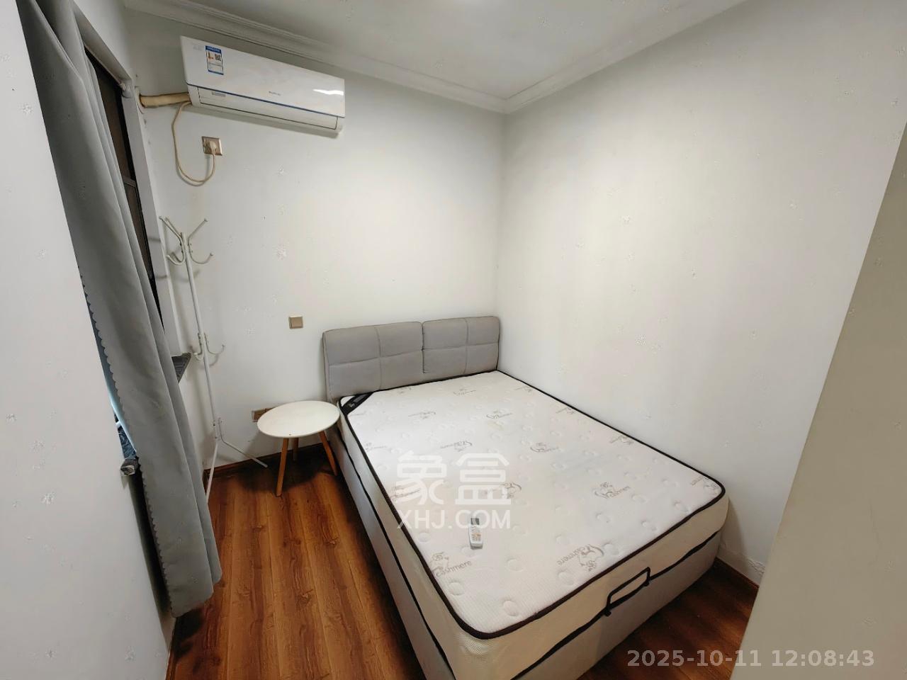 梅溪鑫苑名家  3室2厅1卫    2600.0元/月室内图