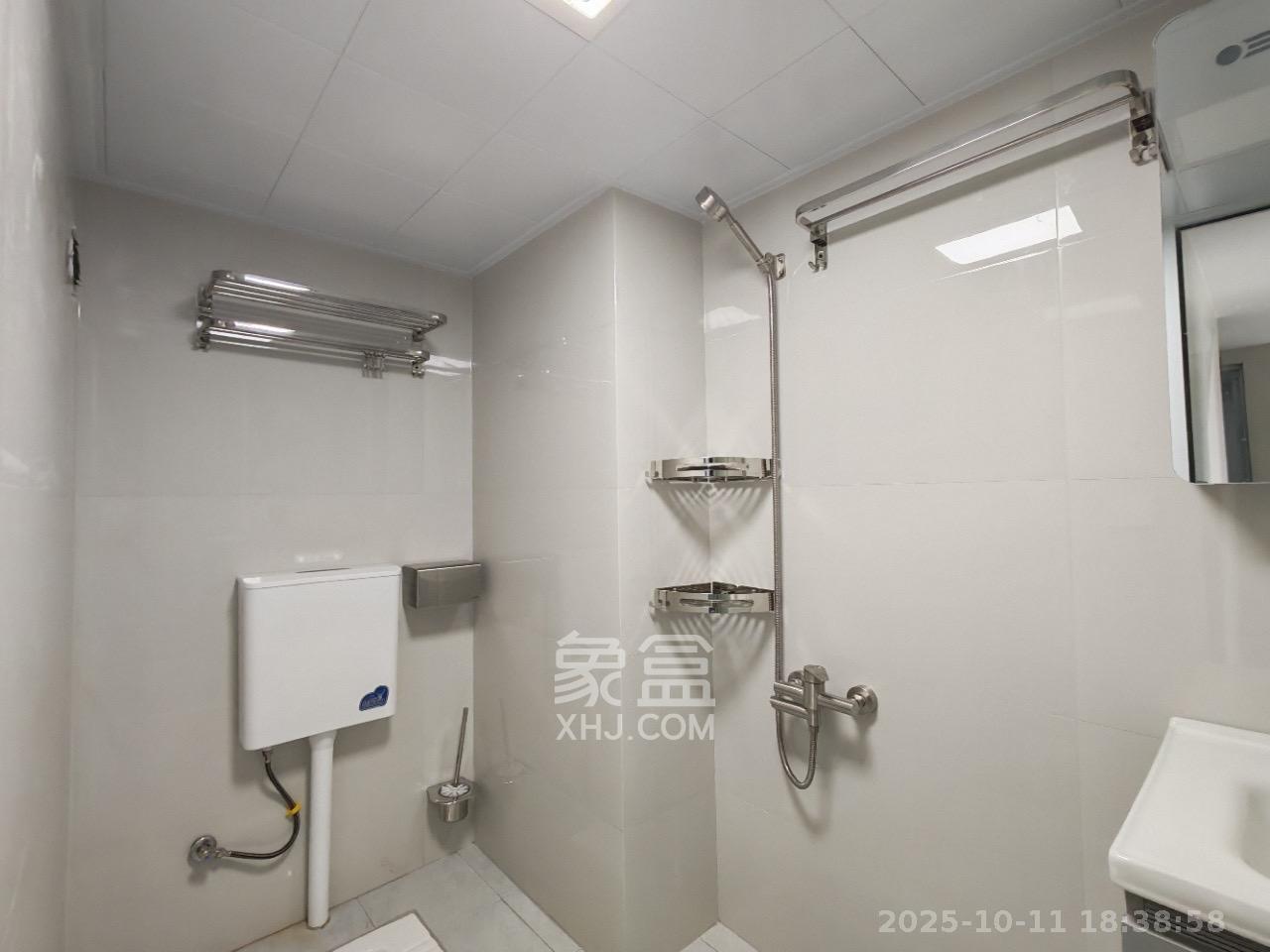 新城悦隽公园 1室0厅0卫 1600.0元/月 新城悦隽公园 1室0厅0卫 1600.0元/月室内图