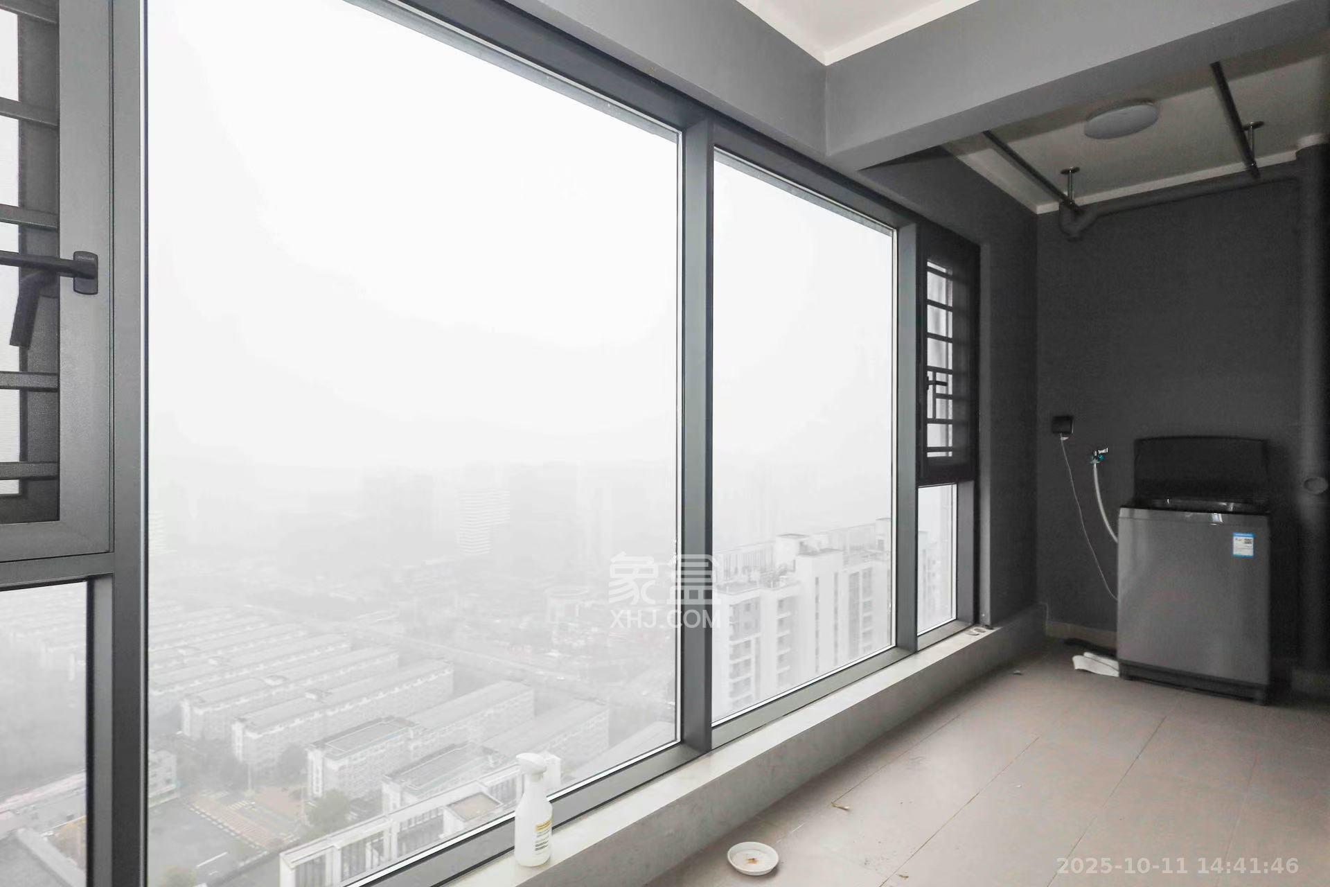 梅溪悦章  3室2厅1卫    3200.0元/月 梅溪悦章  3室2厅1卫    3200.0元/月室内图