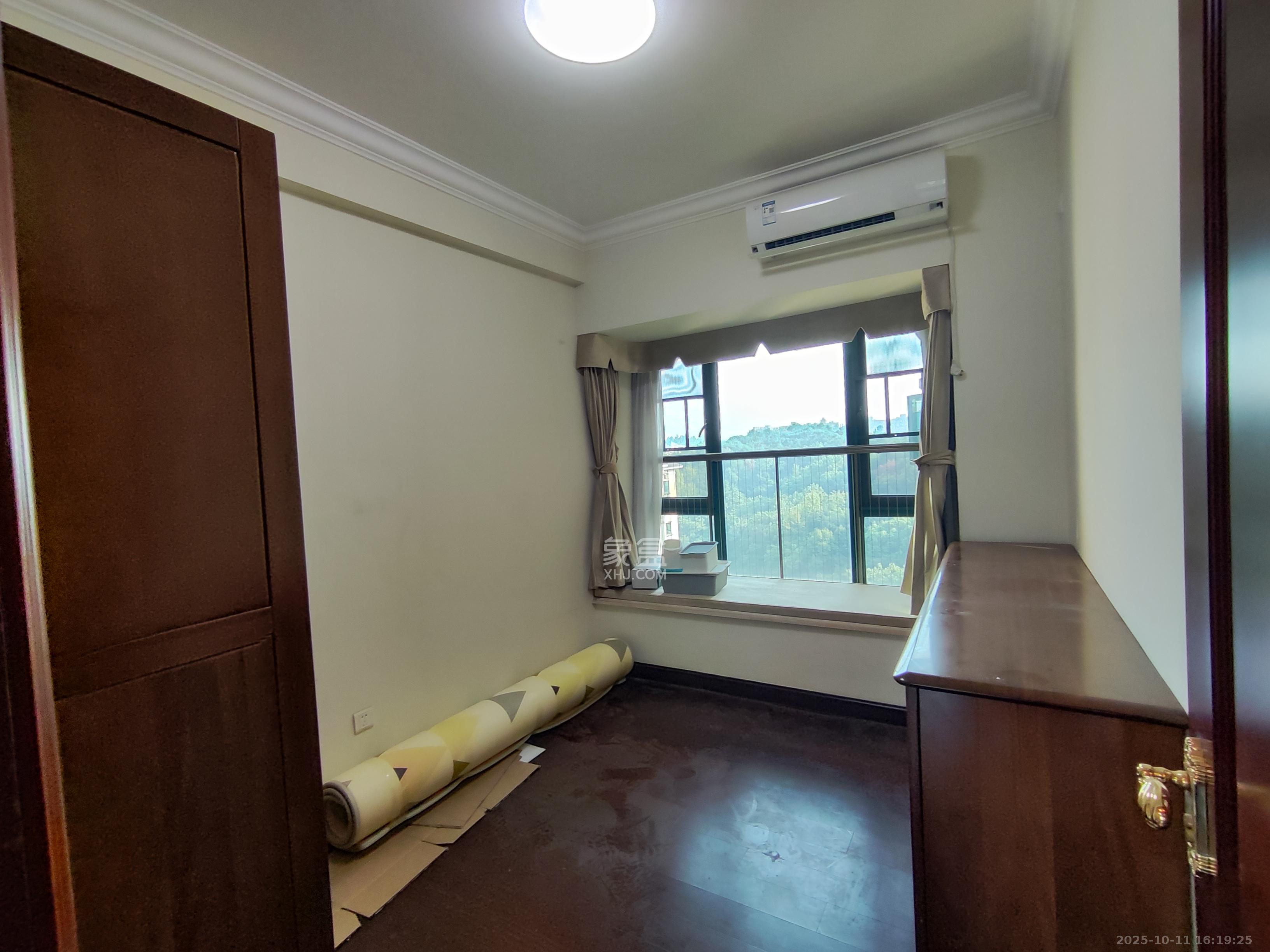 恒大城  3室2厅2卫    2350.0元/月室内图