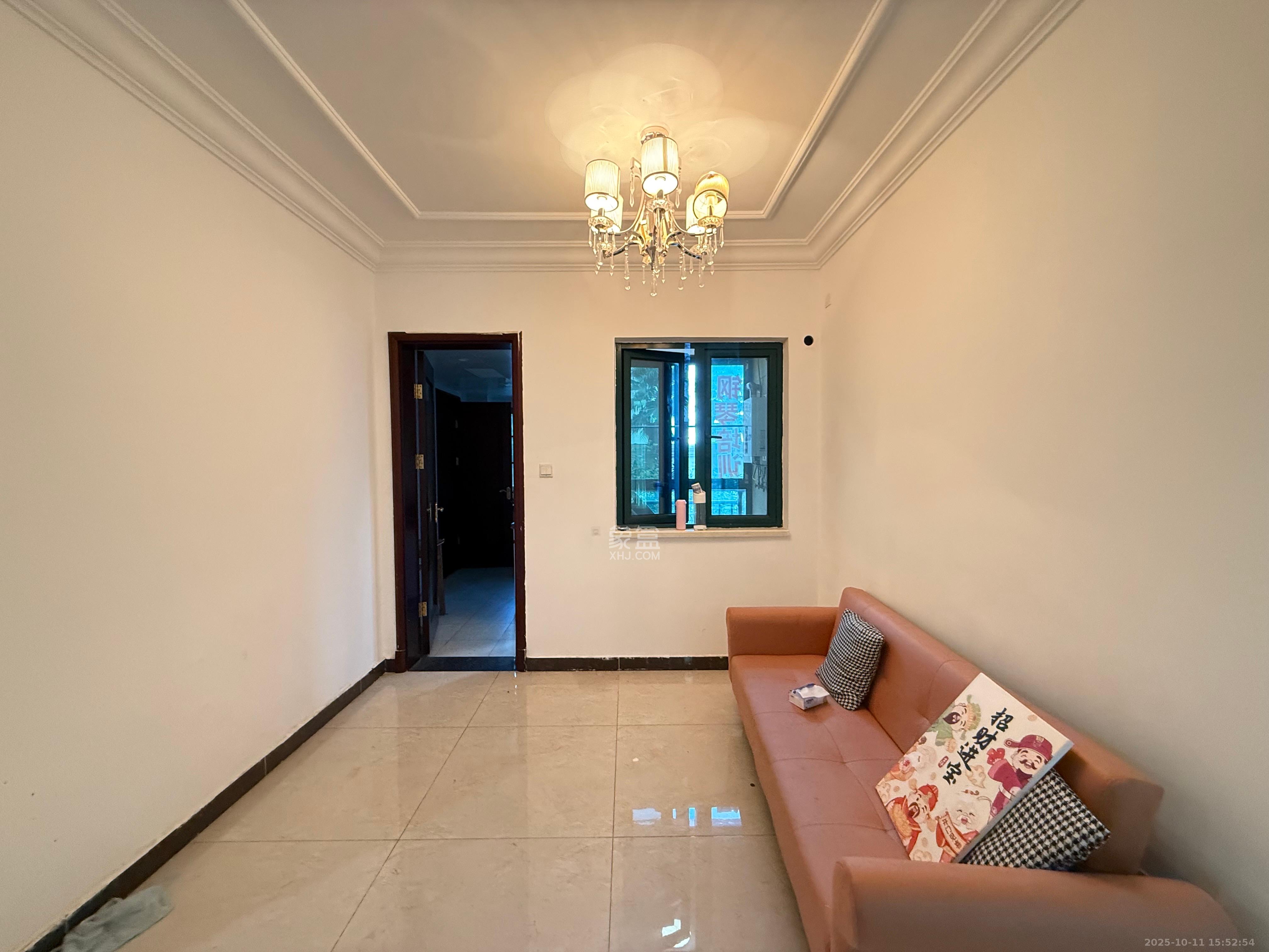 恒大翡翠华庭  3室2厅2卫    2300.0元/月室内图