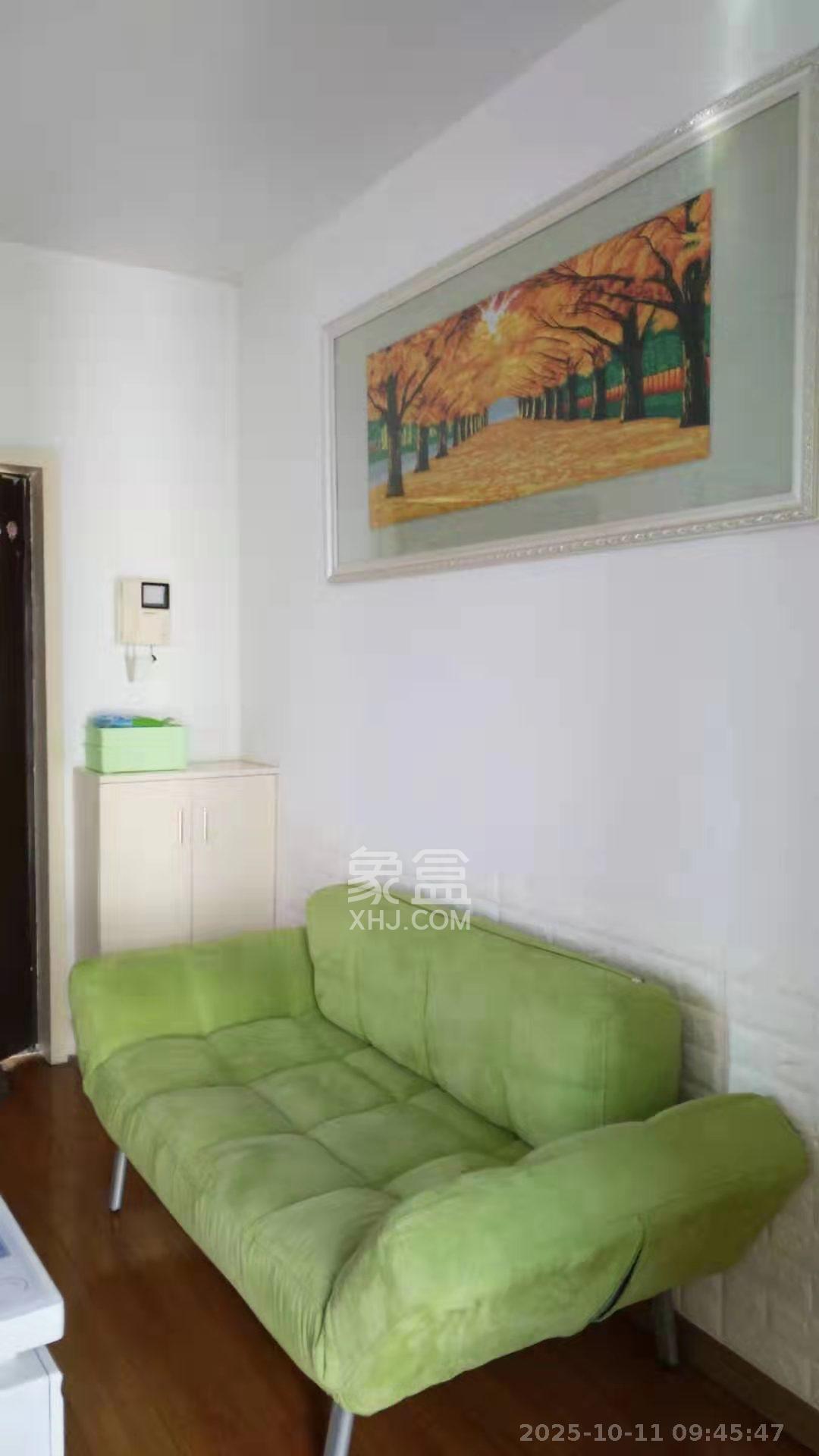 白沙晶城  1室1厅1卫    2000.0元/月室内图1