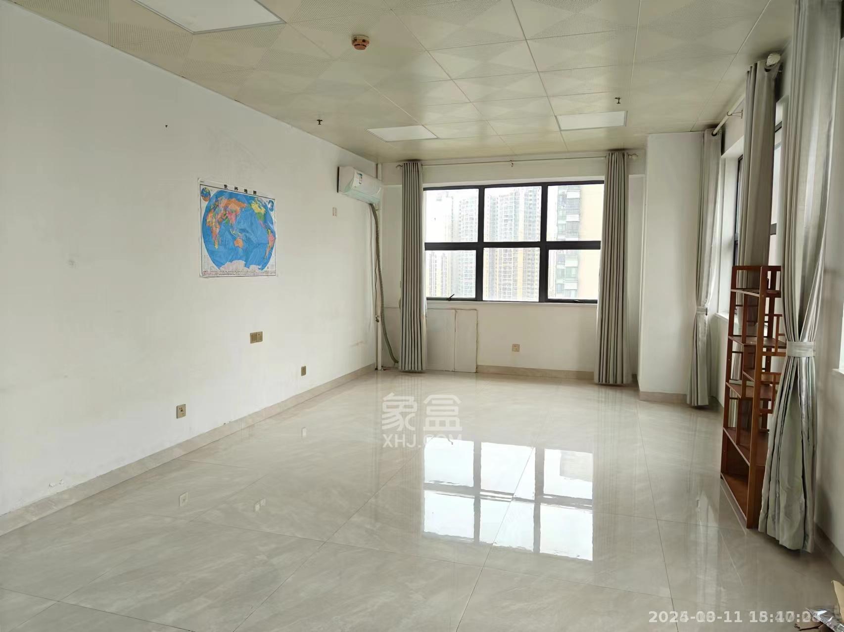 华晨御园  1室1厅1卫    1380.0元/月室内图