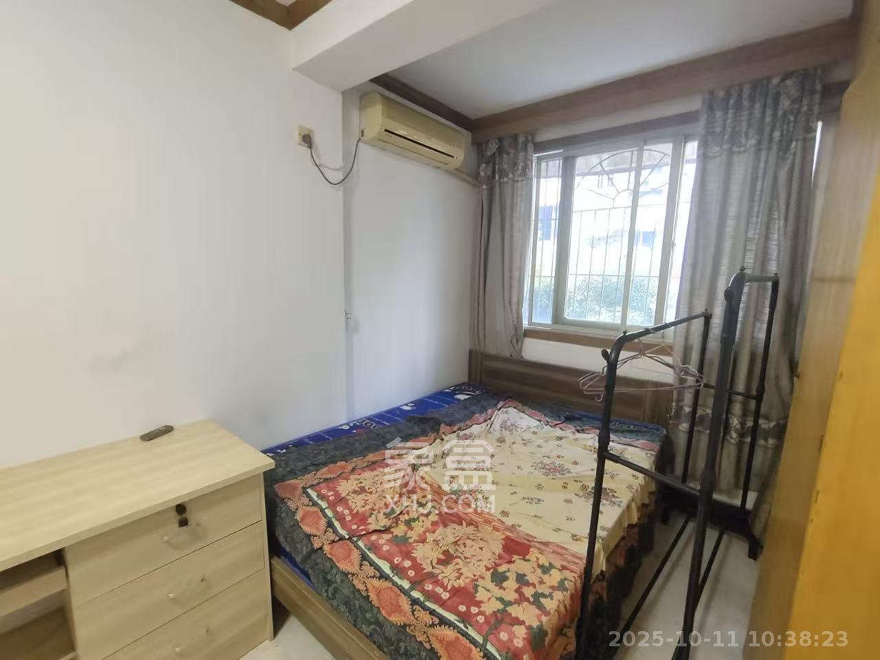 园林局宿舍（钟馗庙）  2室1厅1卫    1600.0元/月室内图