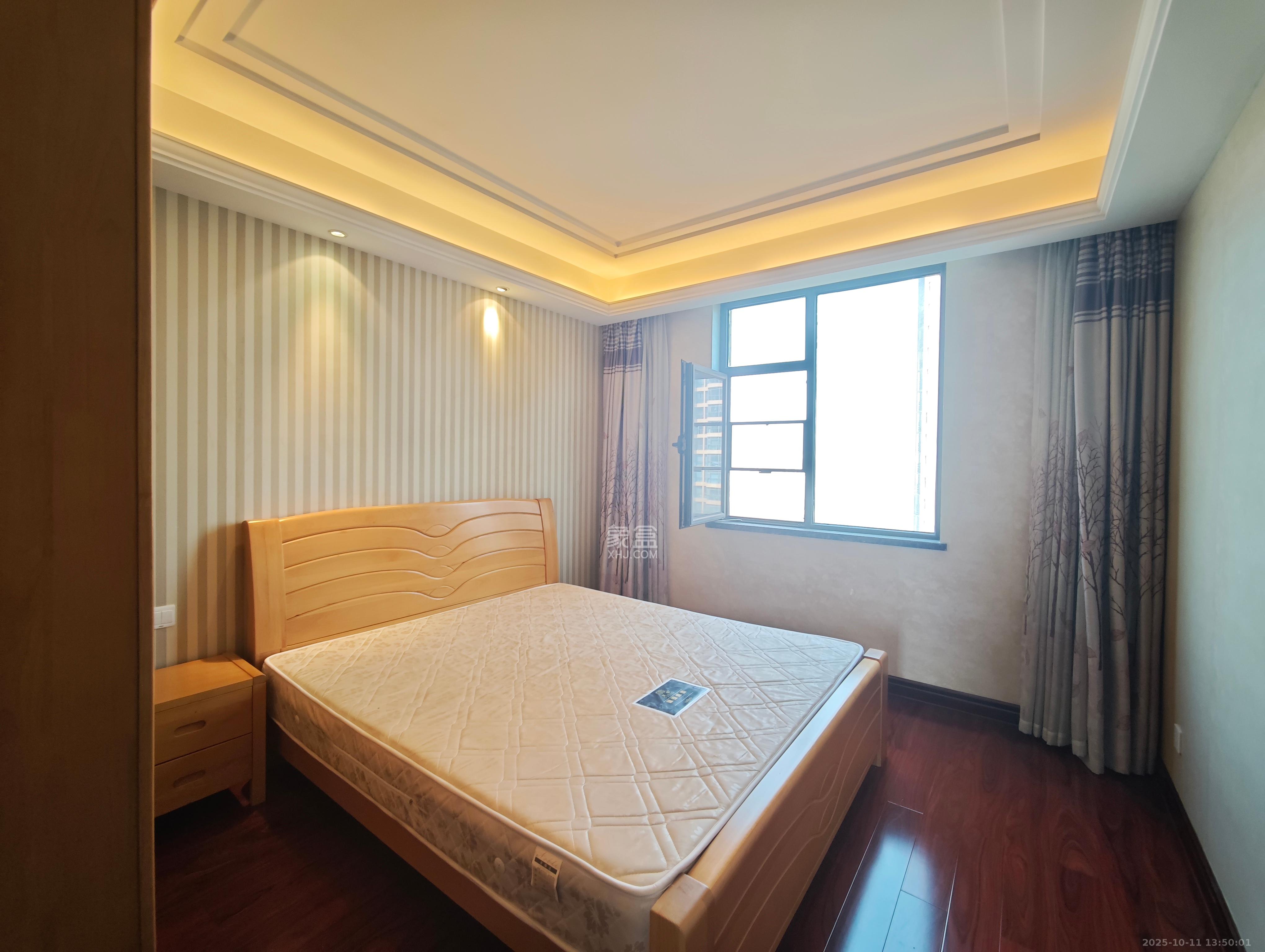 运达中央广场一、二期  3室2厅2卫    8000.0元/月室内图