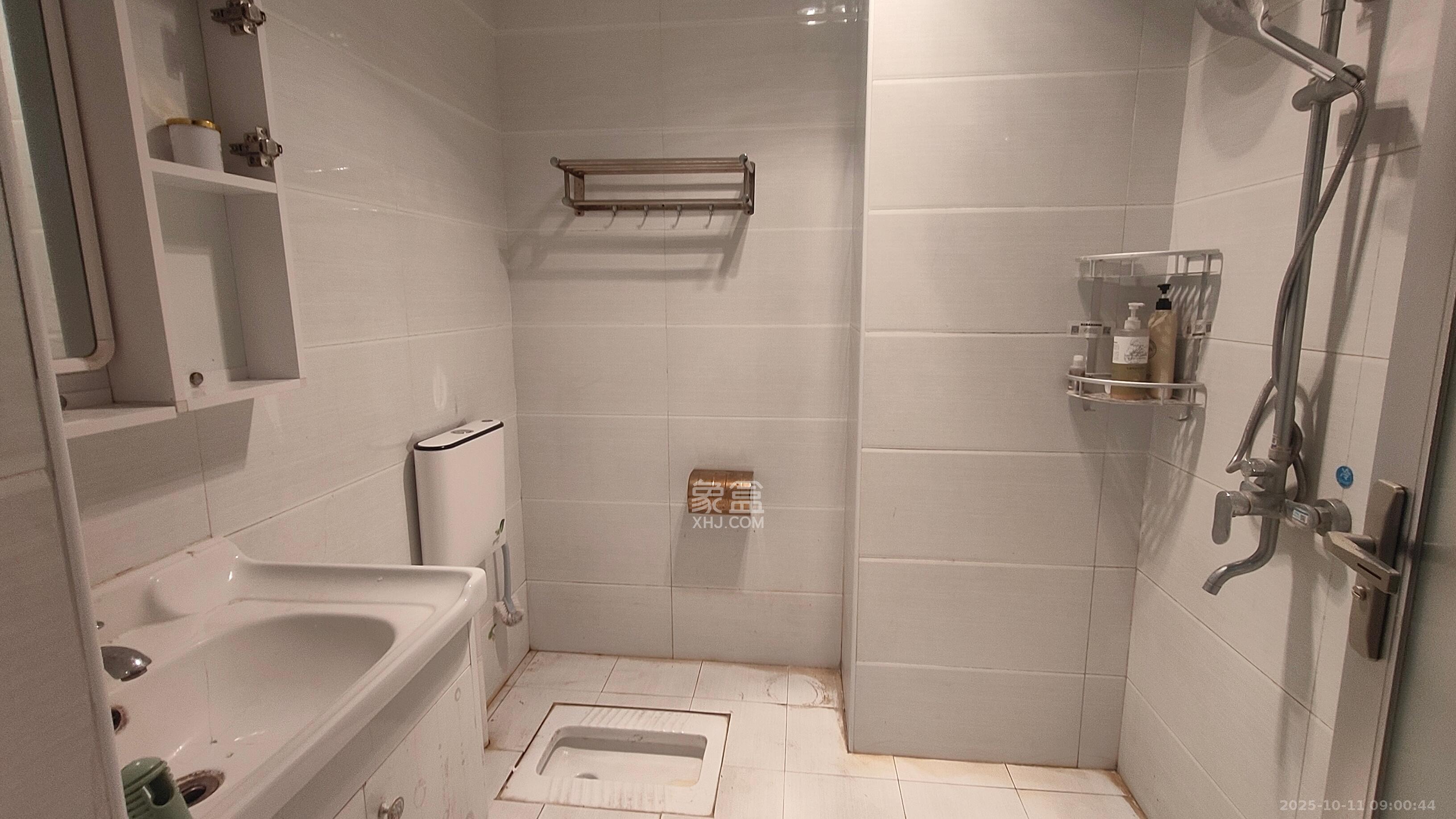 中南壹号院  1室1厅1卫    1400.0元/月室内图