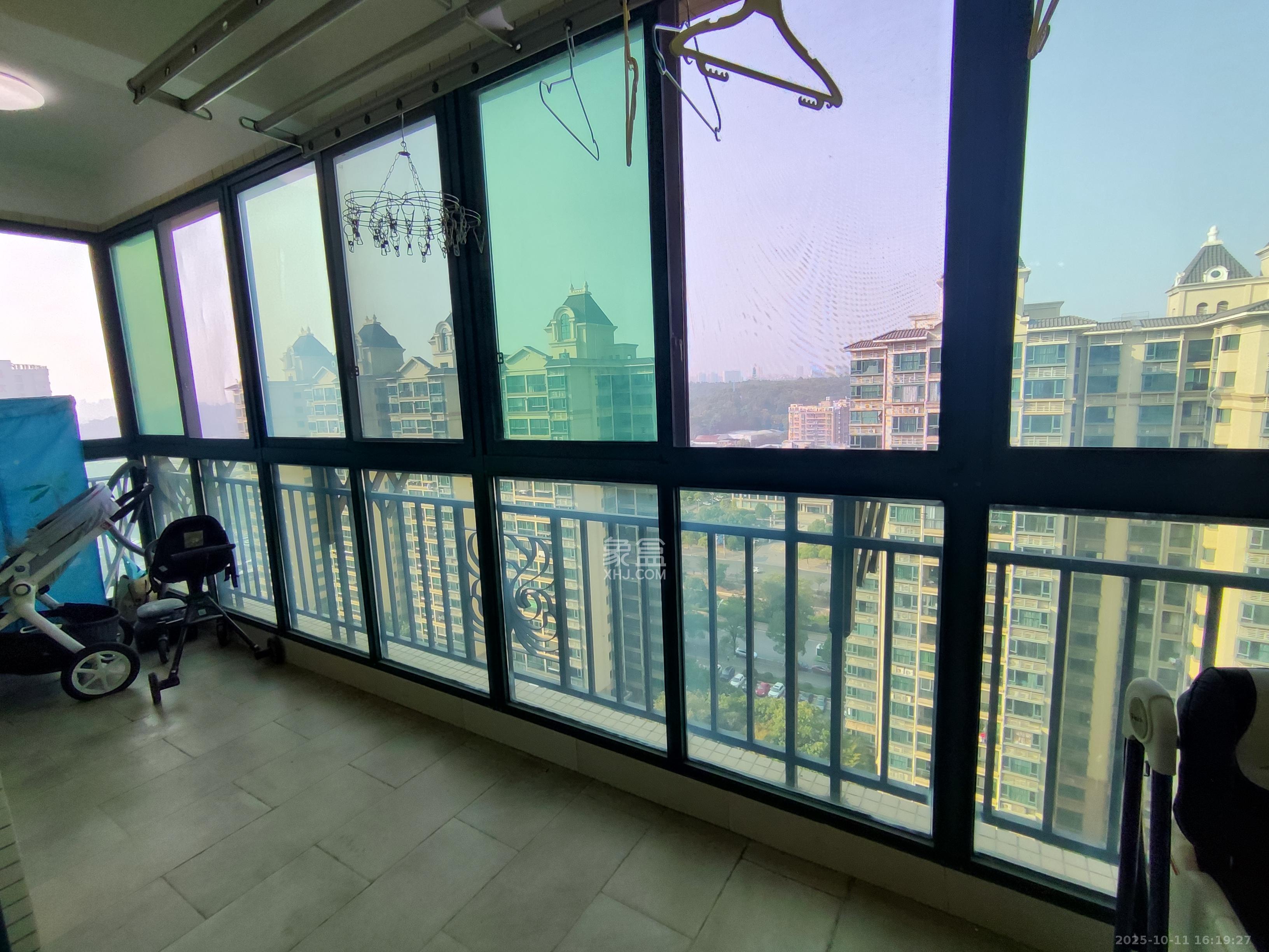 恒大城  3室2厅2卫    2350.0元/月室内图