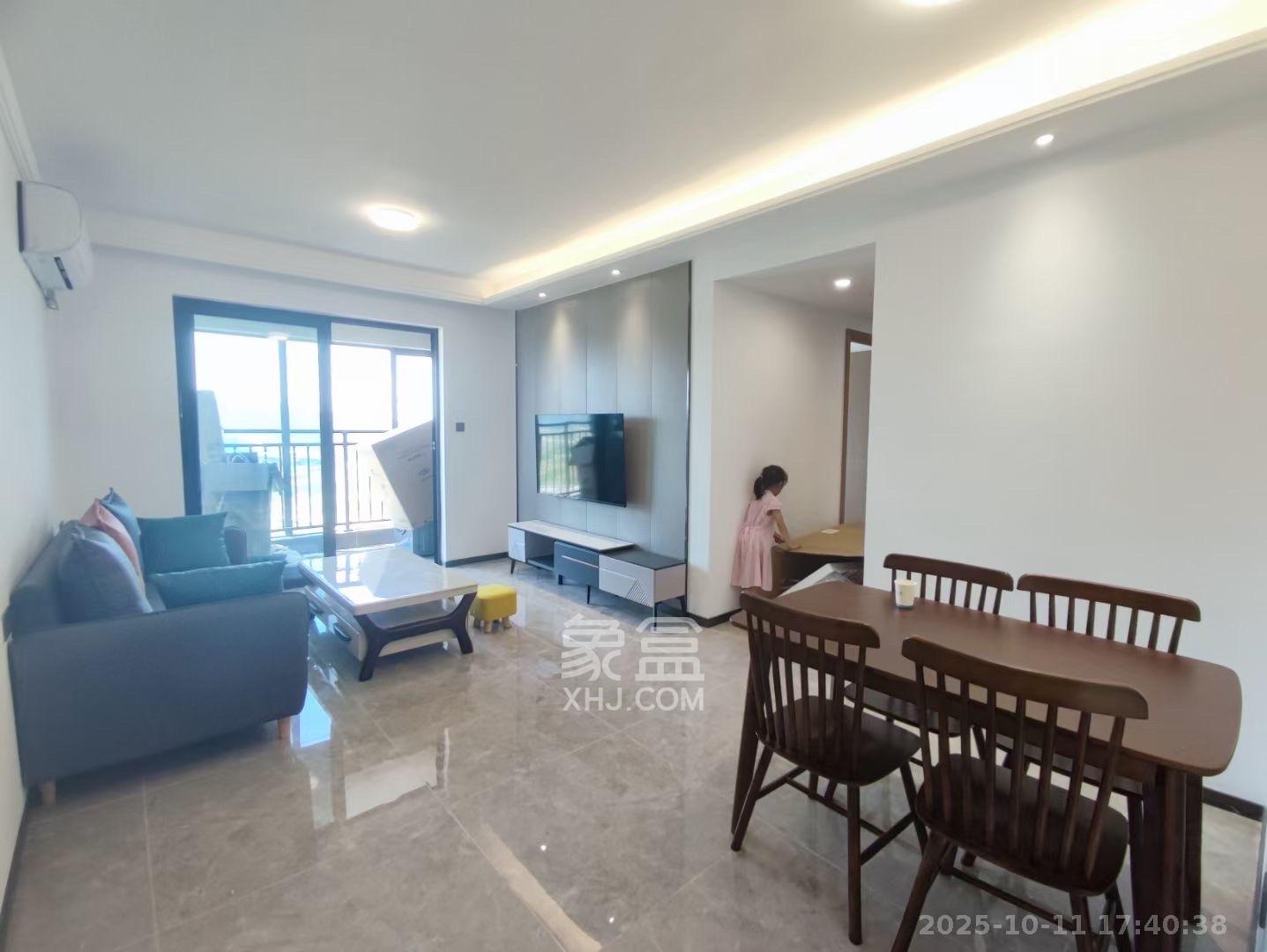 招商华发依云曦城 3室2厅2卫 2400.0元/月 招商华发依云曦城 3室2厅2卫 2400.0元/月室内图