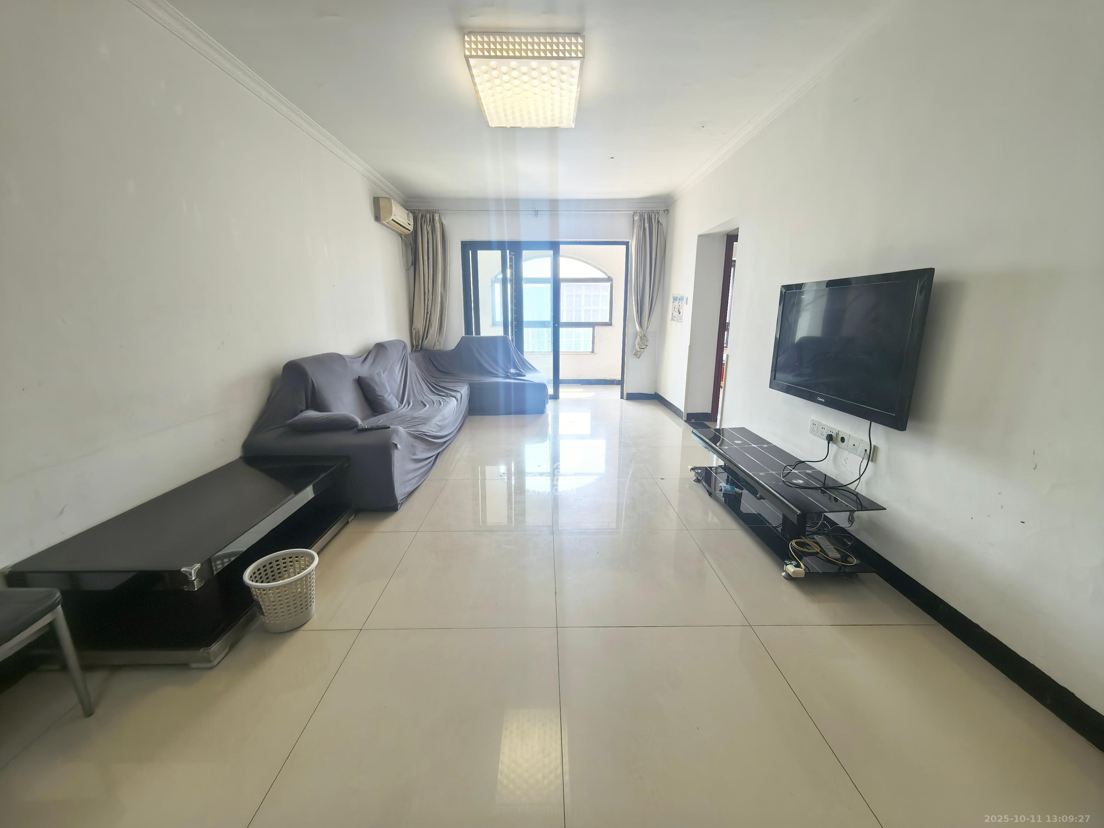 中信凯旋蓝岸(中信新城三期) 3室2厅1卫 1900.0元/月 中信凯旋蓝岸(中信新城三期) 3室2厅1卫 1900.0元/月室内图