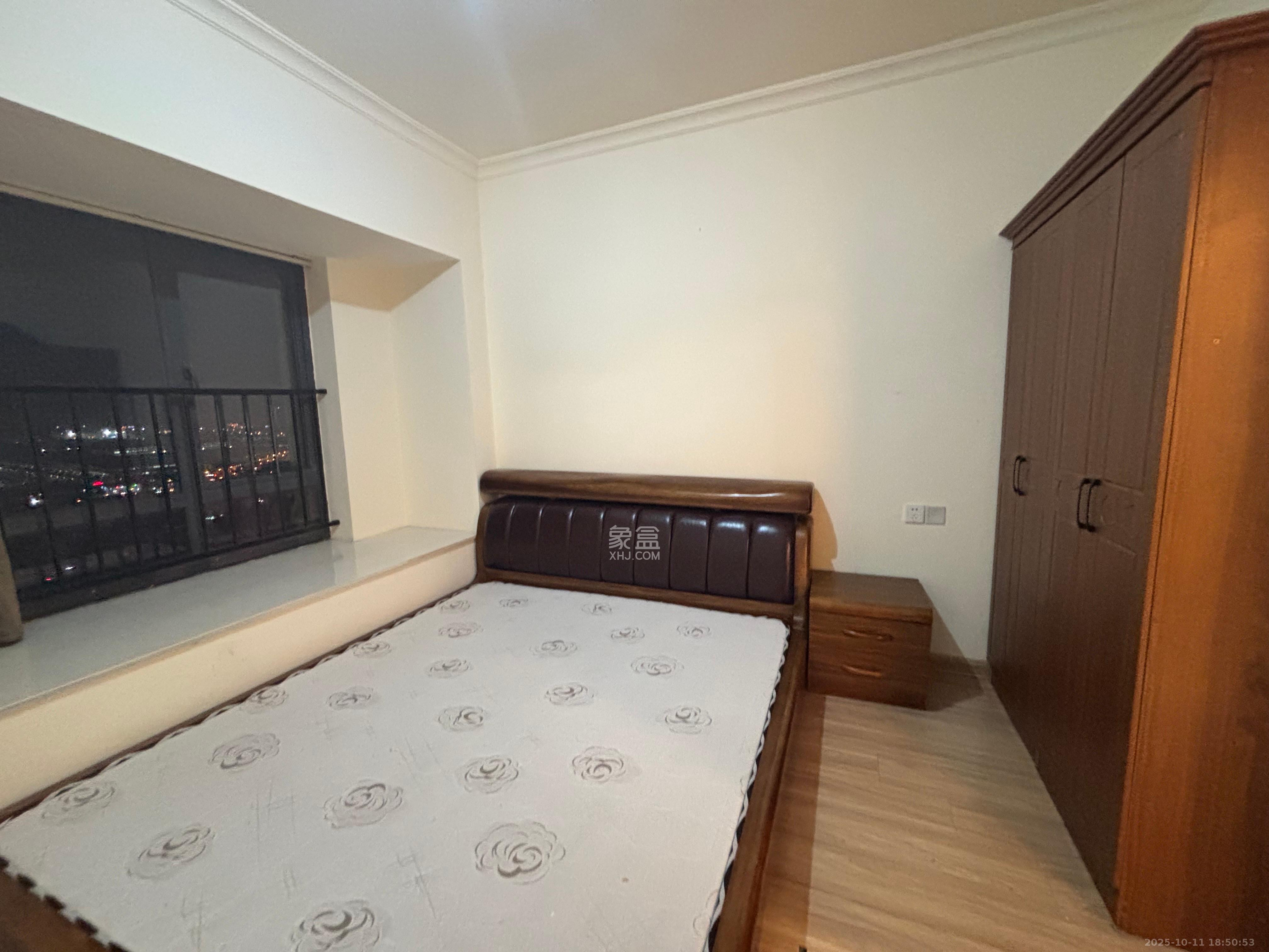 碧桂园南城首府（东宸林海）  3室2厅1卫    1800.0元/月室内图