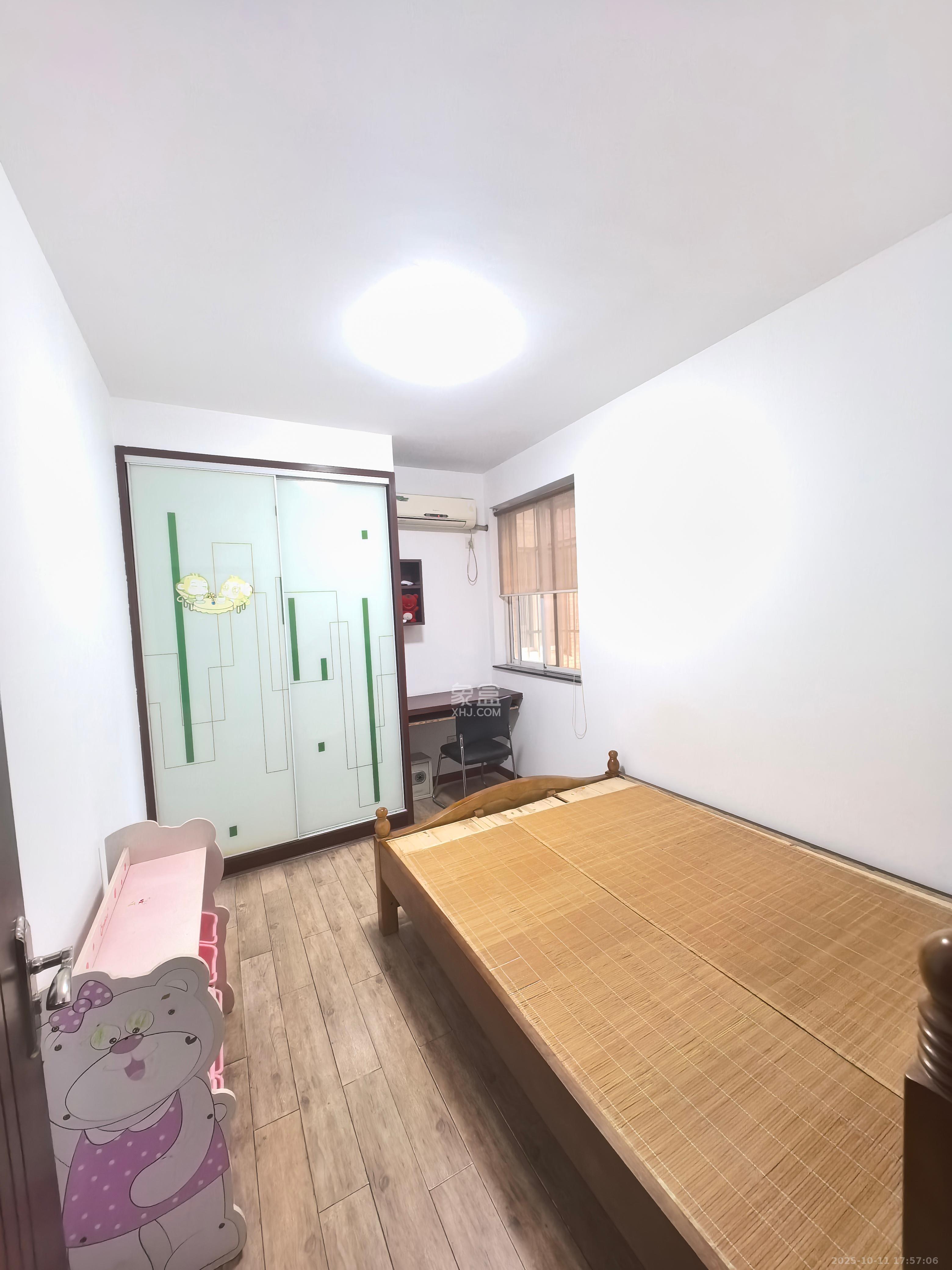 幸福里(幸福里一期) 1室2厅2卫 1800.0元/月 幸福里(幸福里一期) 1室2厅2卫 1800.0元/月室内图