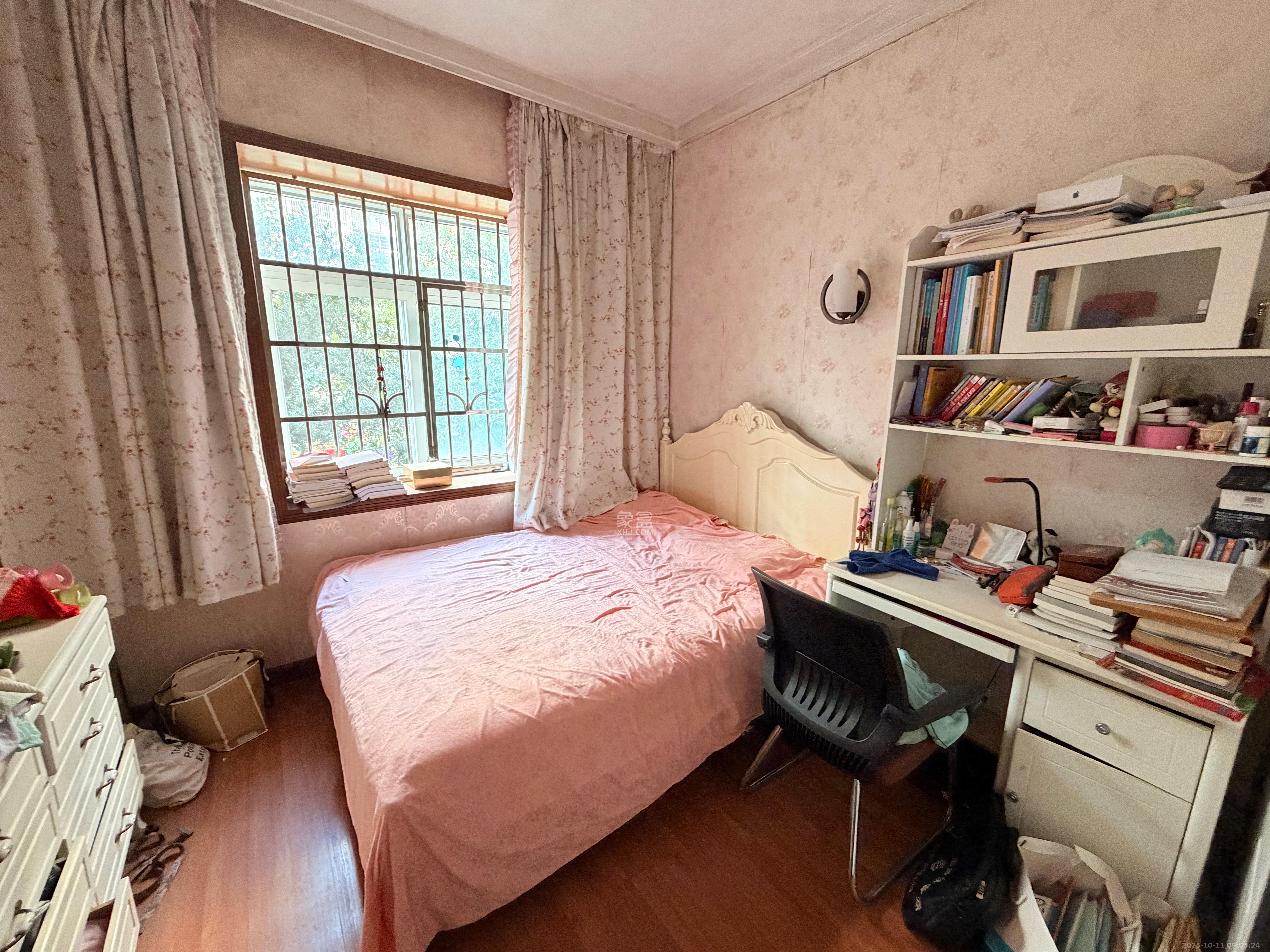 楚天家园  1室2厅2卫    2000.0元/月