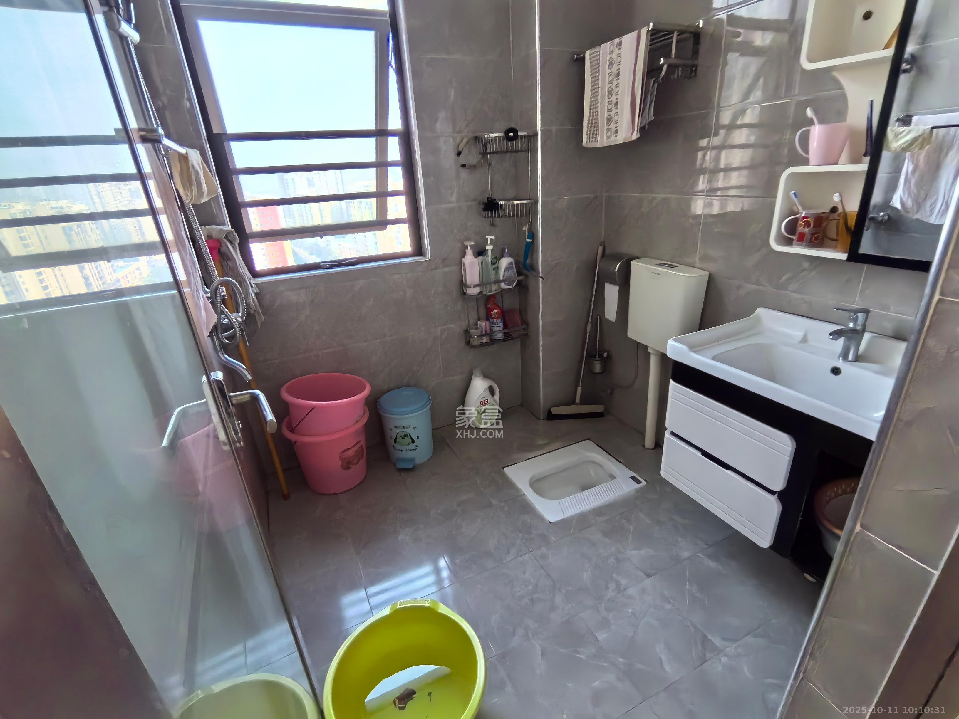 中建信和城  3室2厅2卫    3000.0元/月室内图