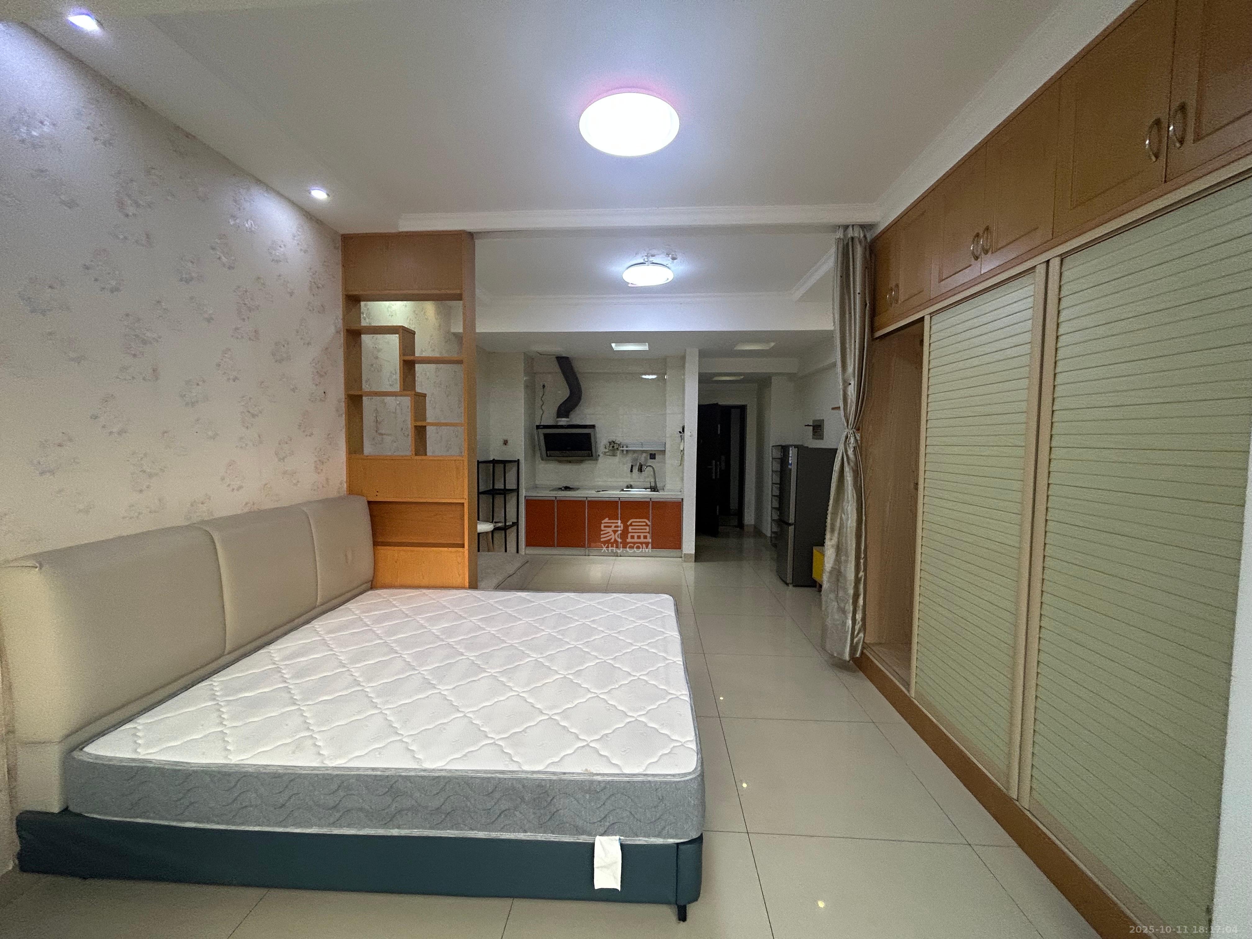 麓谷明珠  1室1厅1卫    1400.0元/月 麓谷明珠  1室1厅1卫    1400.0元/月室内图1