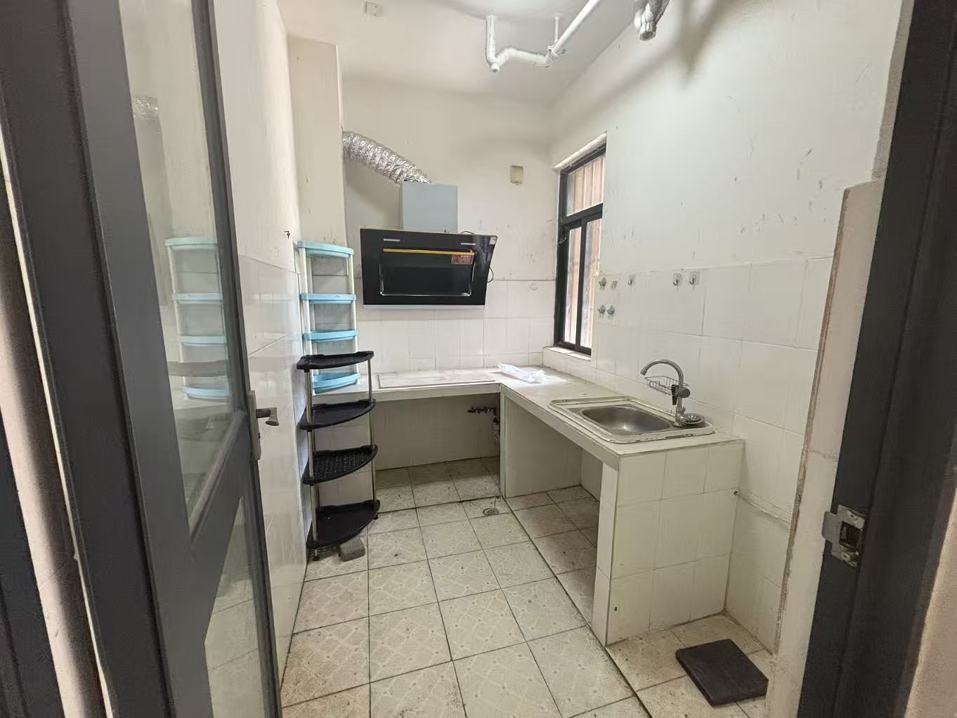 西海岸镇海小区 1室1厅1卫 800.0元/月 西海岸镇海小区 1室1厅1卫 800.0元/月室内图