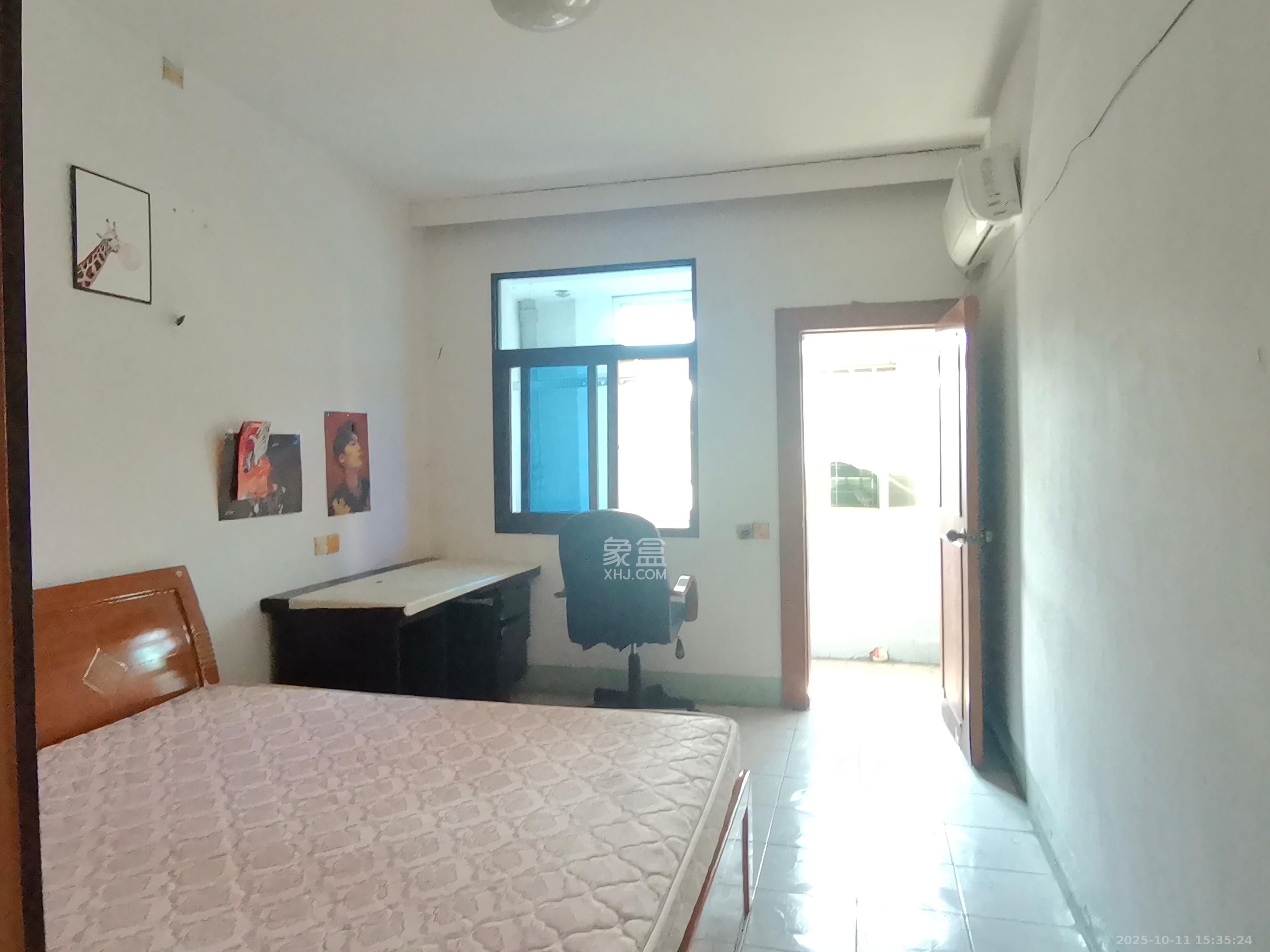 望月湖小区二片（湖东社区）  2室1厅1卫    1400.0元/月室内图