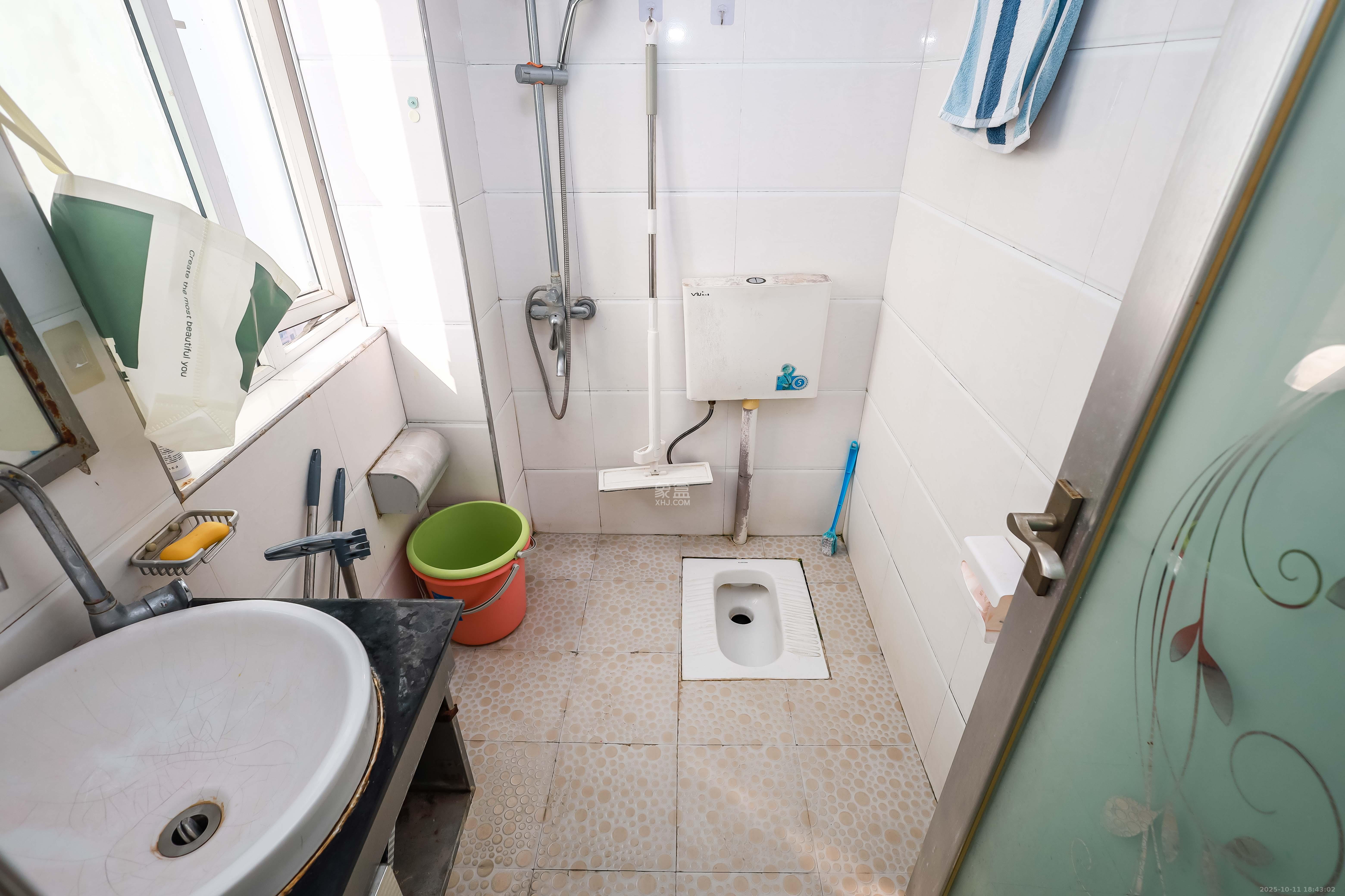 联美品格 1室1厅1卫 39.0万 联美品格 1室1厅1卫 39.0万卫生间