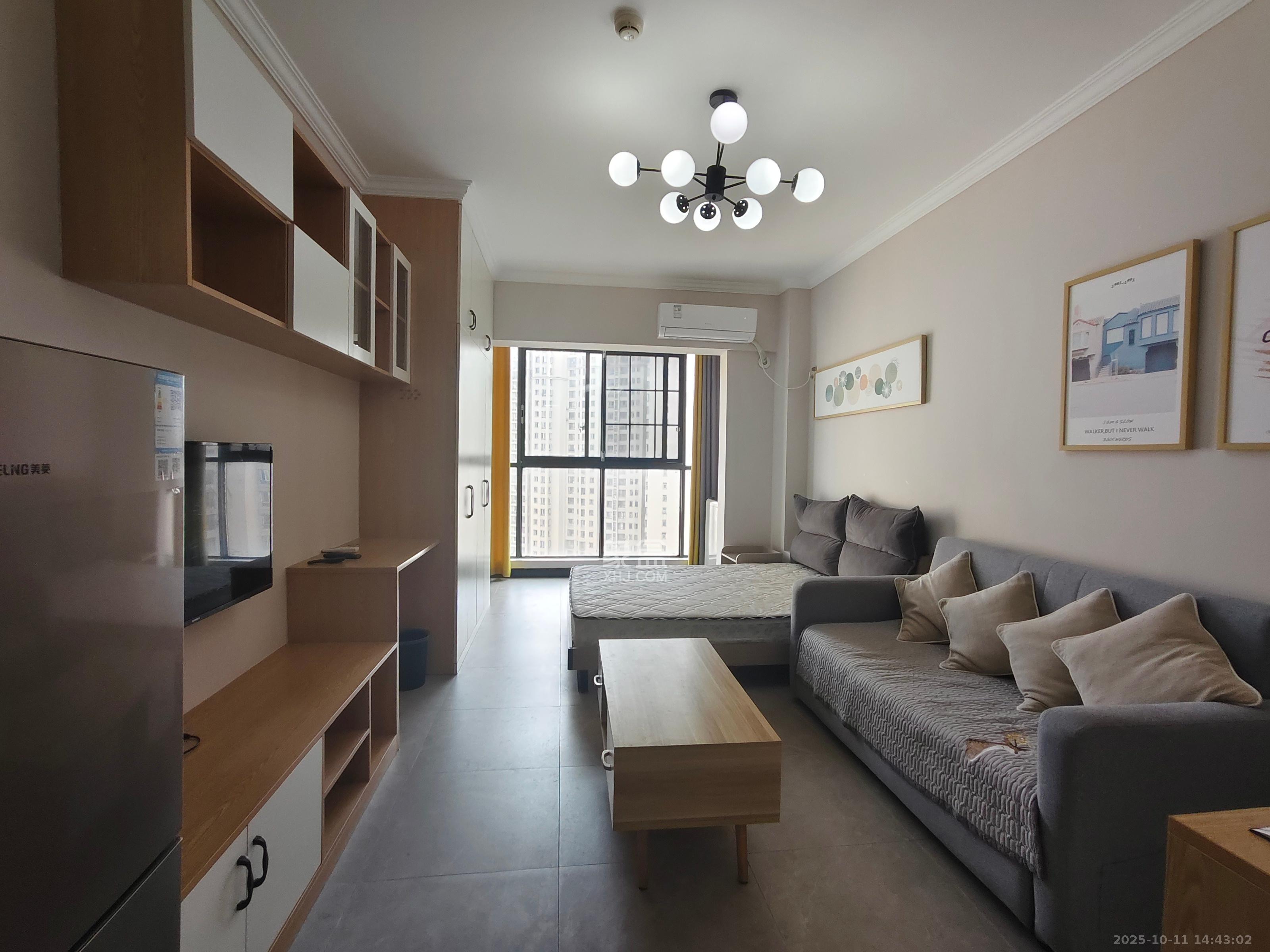 钱隆世家  1室1厅1卫    1400.0元/月 钱隆世家  1室1厅1卫    1400.0元/月