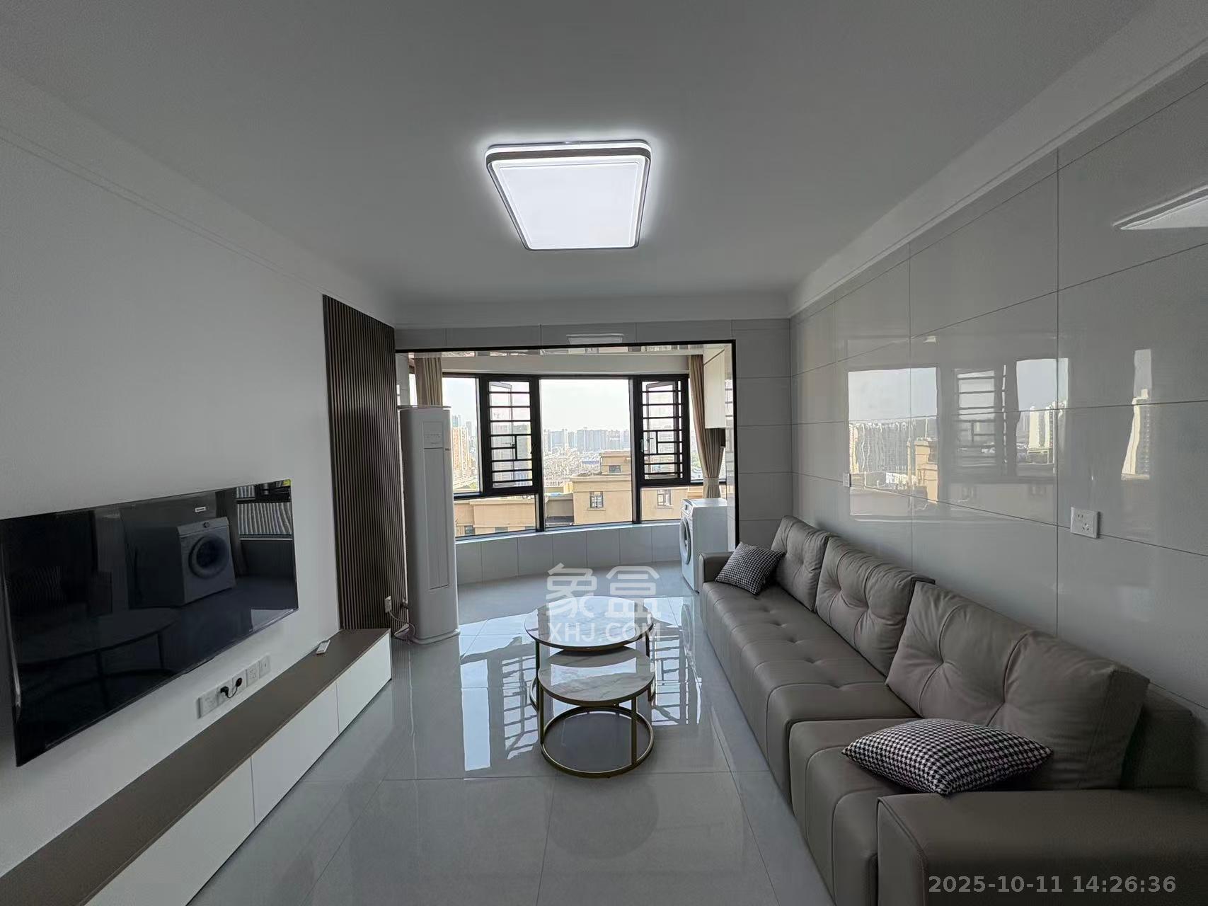 嘉雨兴园  2室1厅1卫    2600.0元/月 嘉雨兴园  2室1厅1卫    2600.0元/月室内图