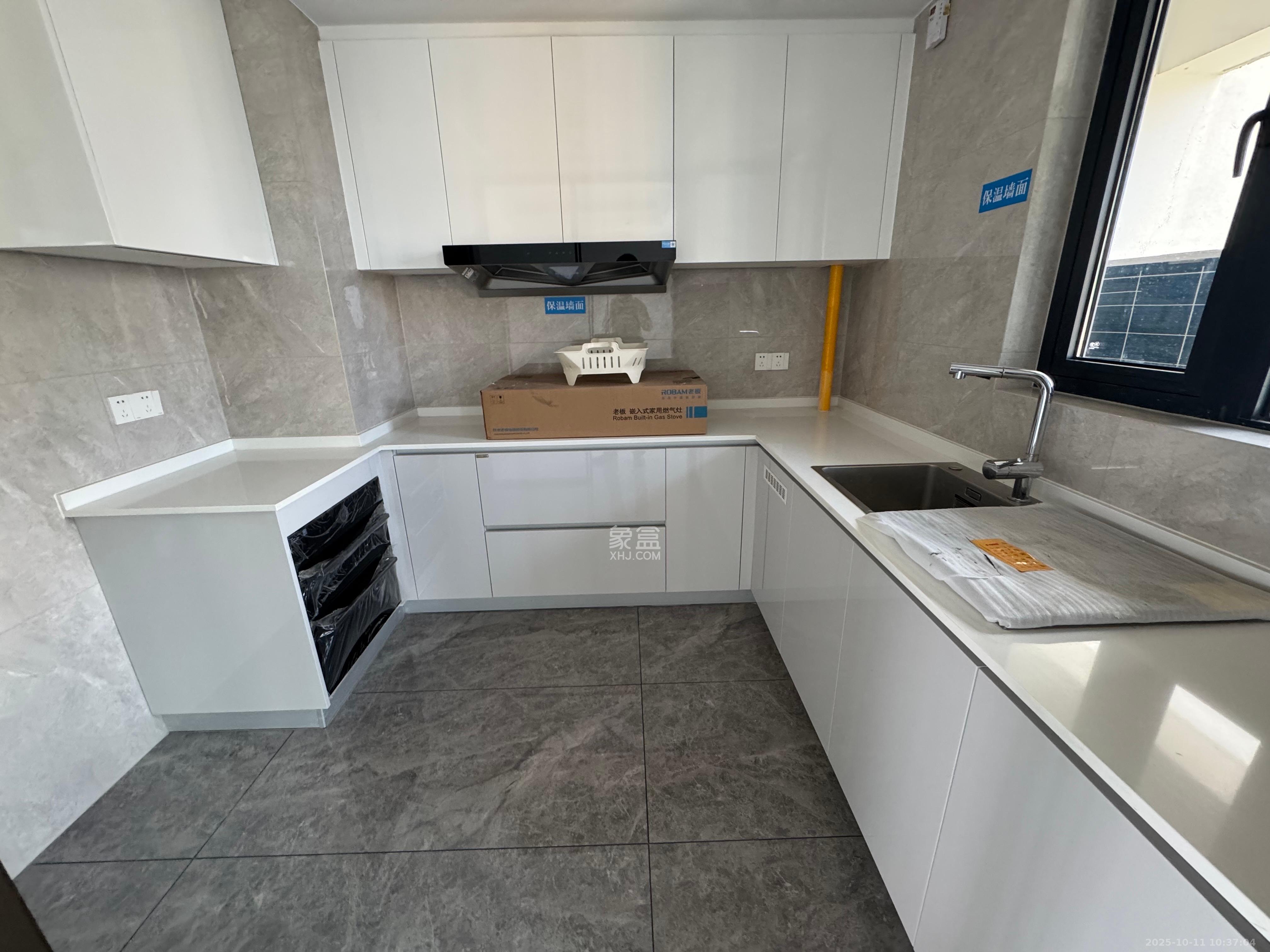 滨江府1913  4室2厅3卫    8800.0元/月 滨江府1913  4室2厅3卫    8800.0元/月室内图