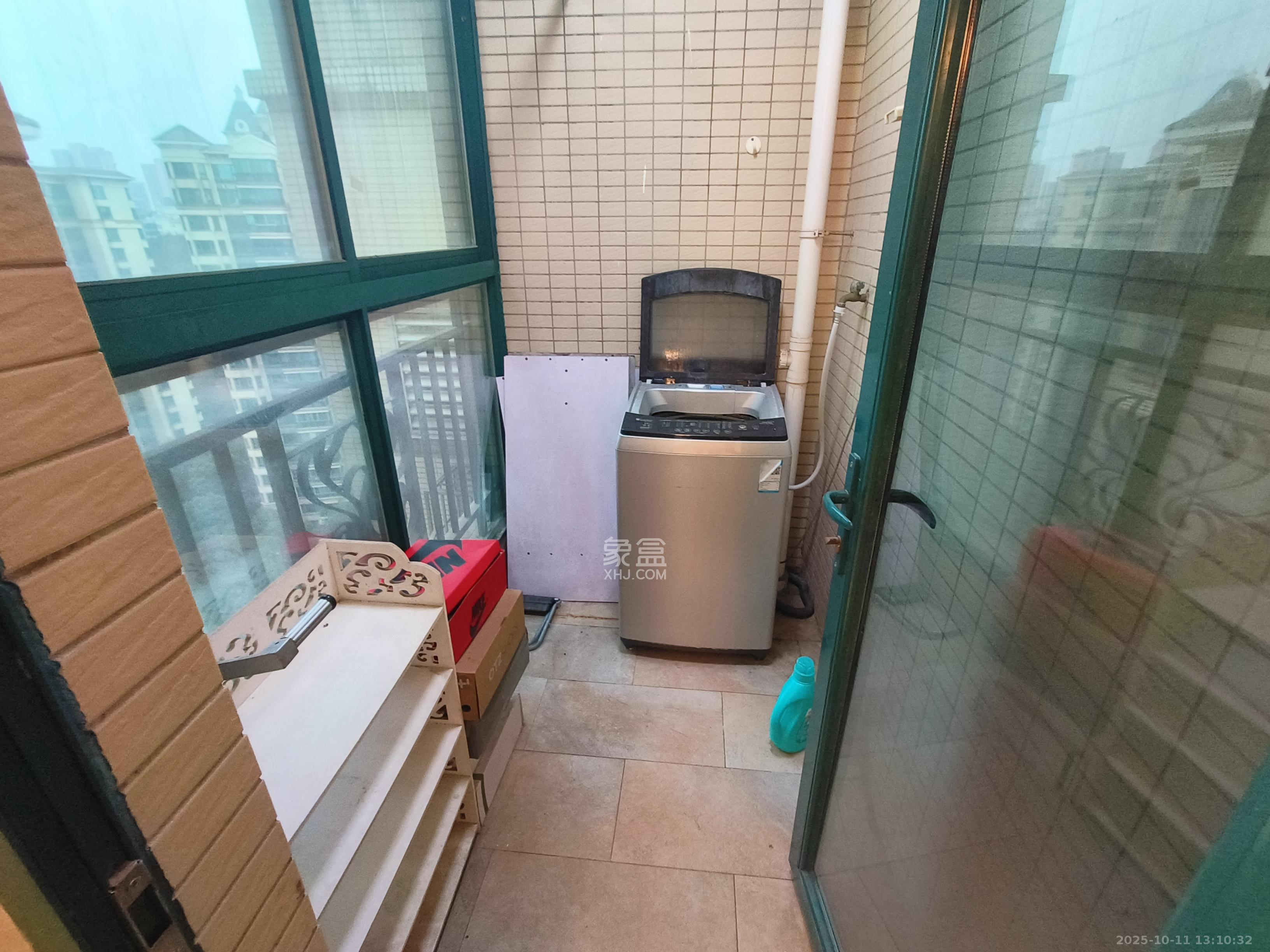 恒大城  3室2厅1卫    2000.0元/月室内图