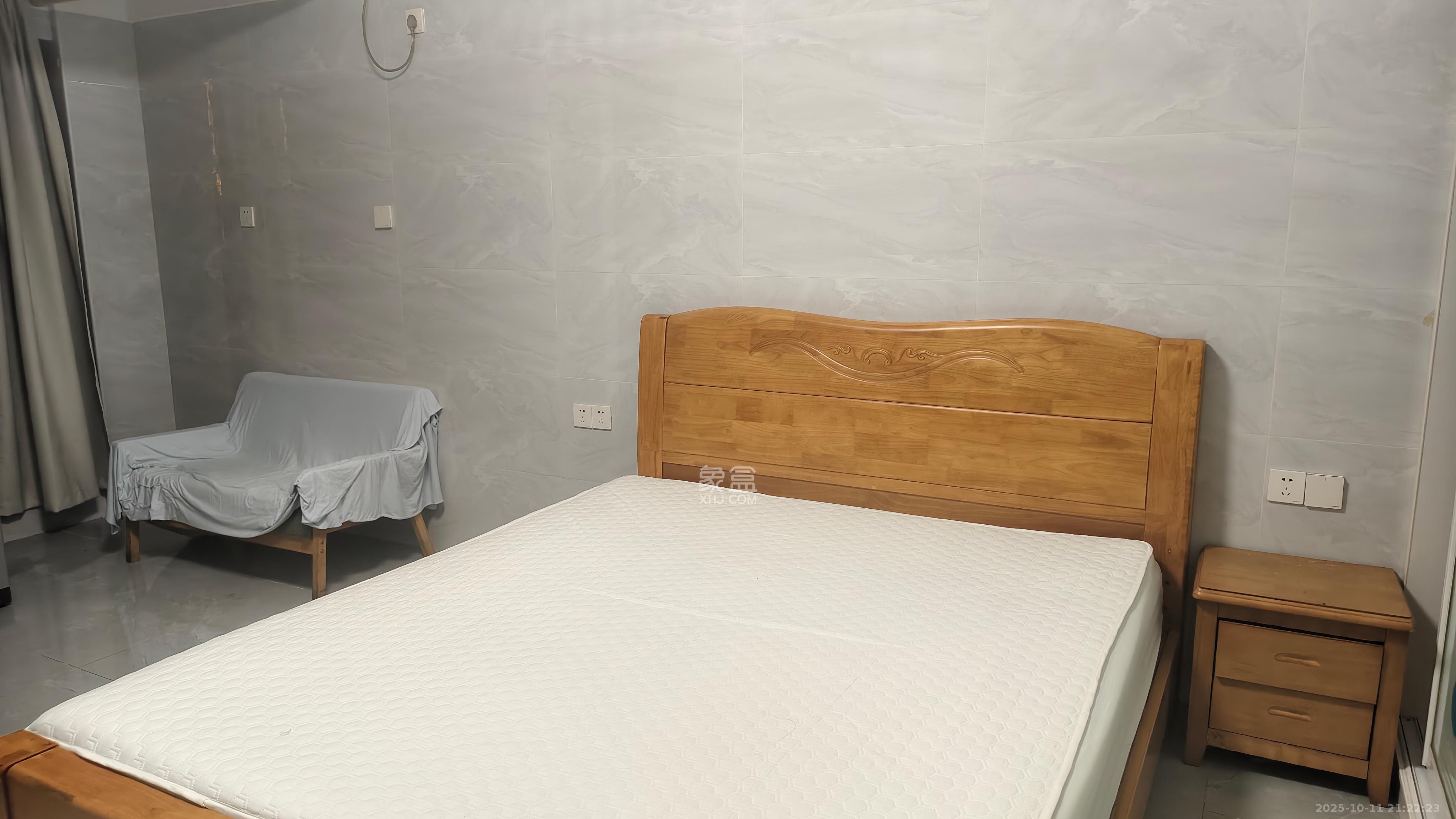 同鑫家园 1室1厅1卫 1300.0元/月 同鑫家园 1室1厅1卫 1300.0元/月室内图