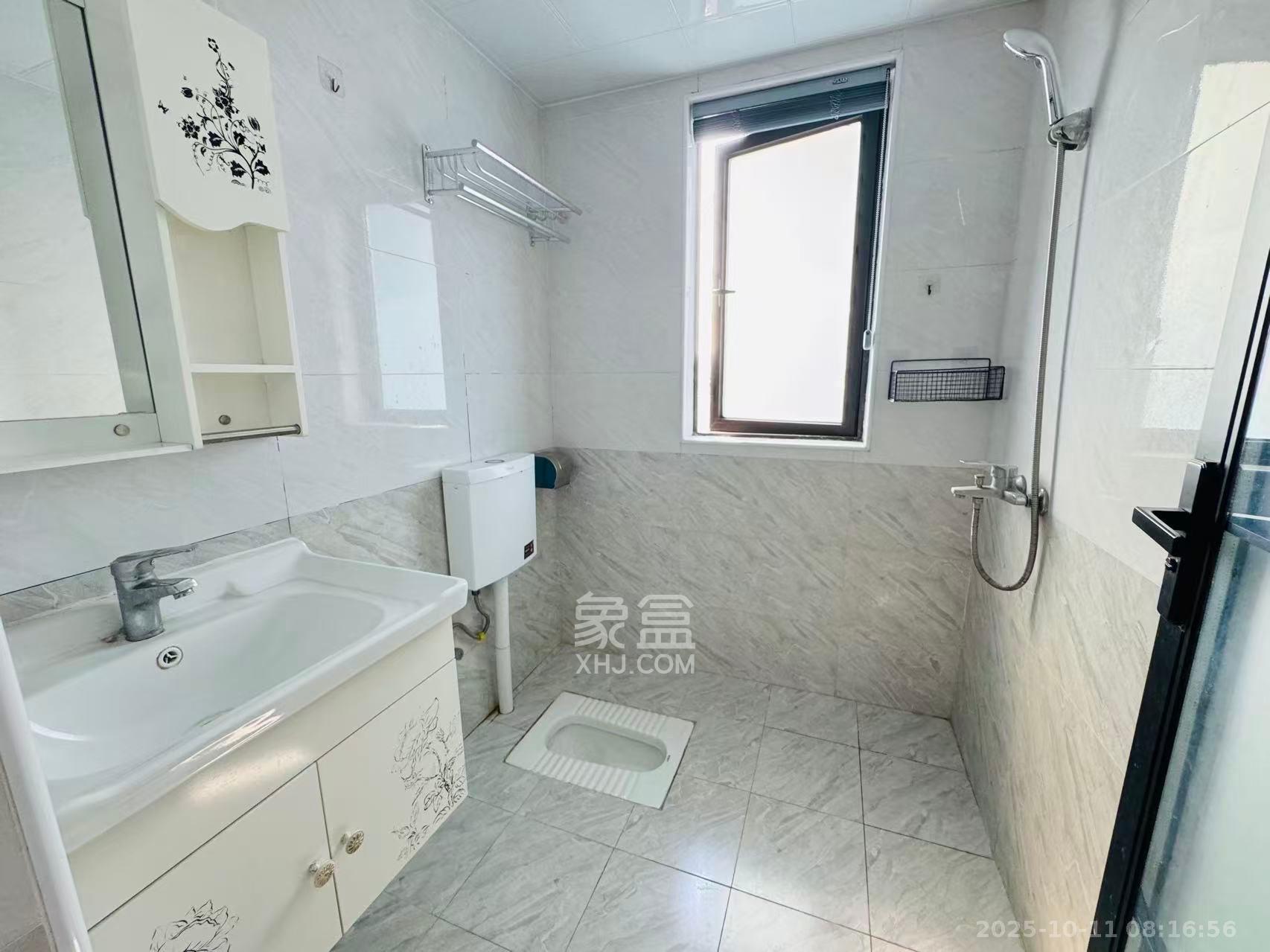 协信星澜汇  3室2厅2卫    3300.0元/月室内图