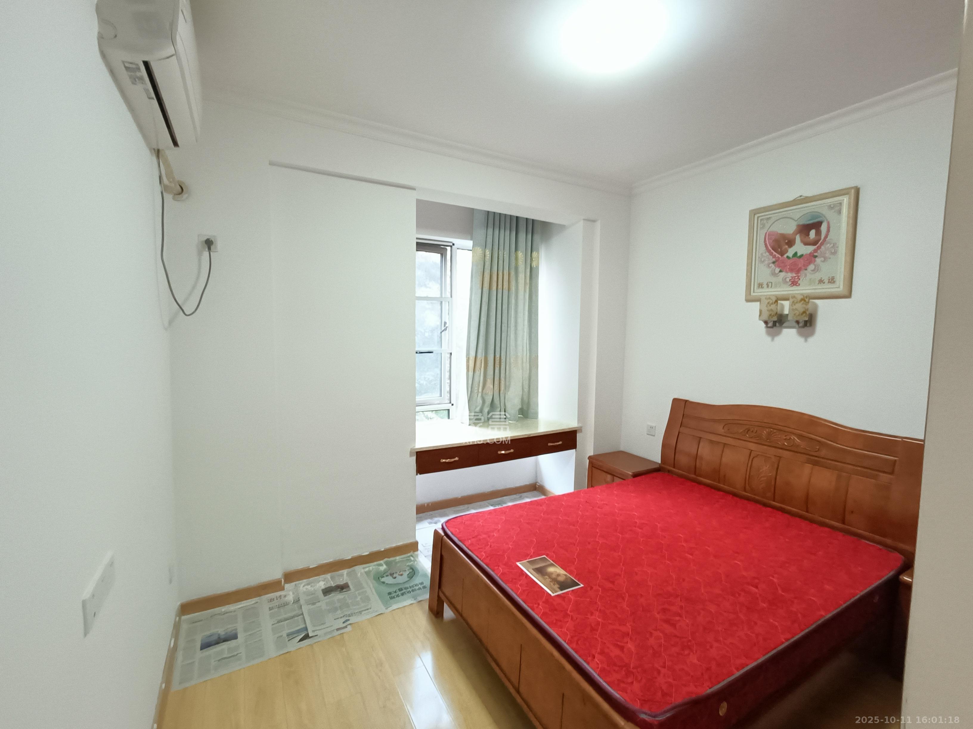 五矿万境水岸  3室2厅1卫    2000.0元/月室内图