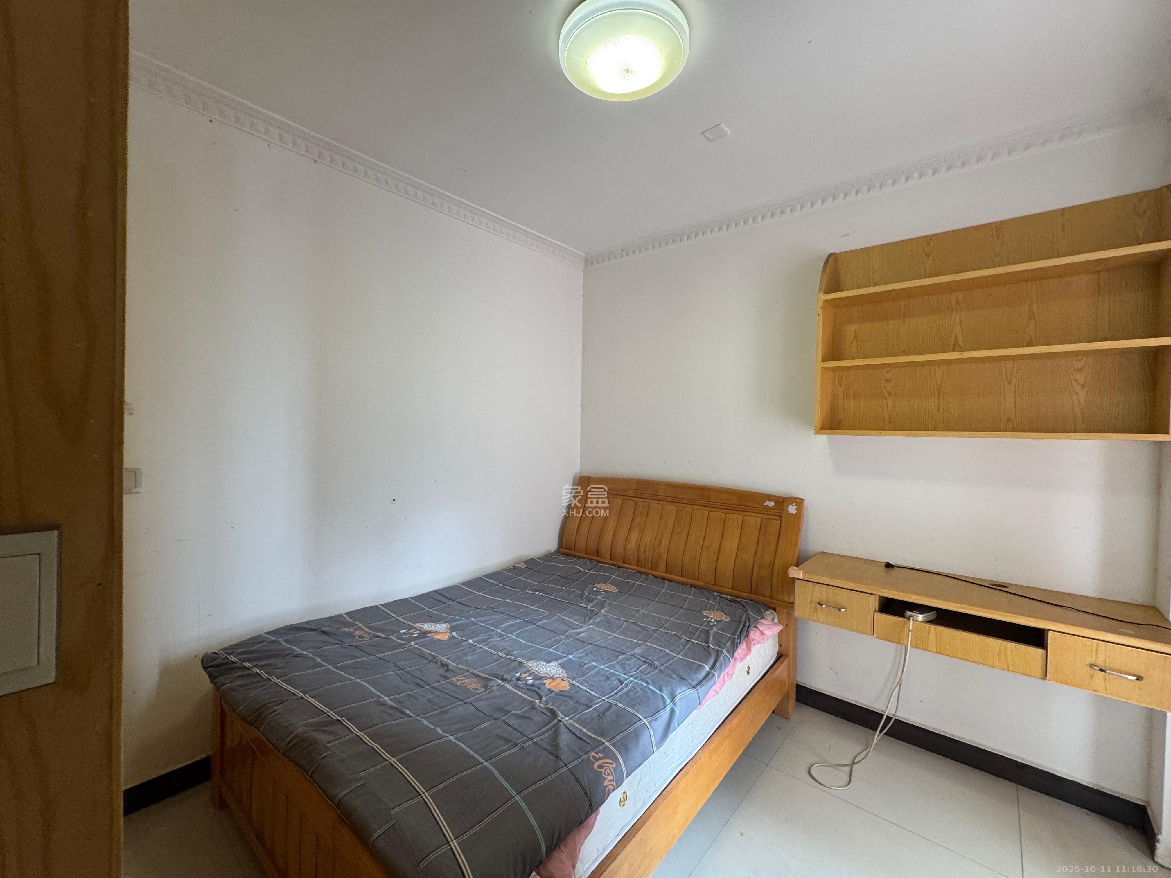 新城国际花都  2室2厅1卫    1500.0元/月室内图