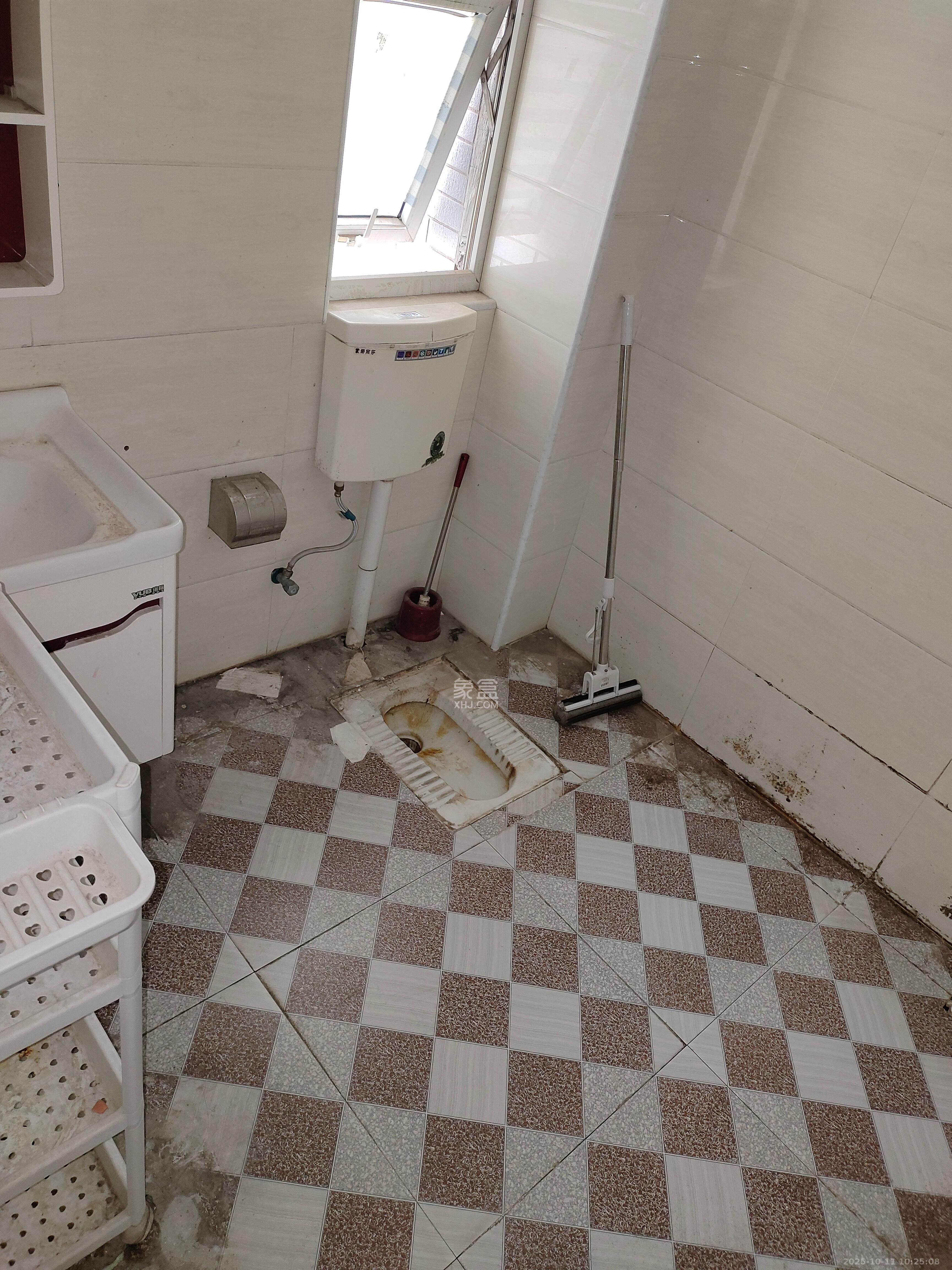 麓阳和景雅苑 4室2厅2卫 4800.0元/月 麓阳和景雅苑 4室2厅2卫 4800.0元/月室内图