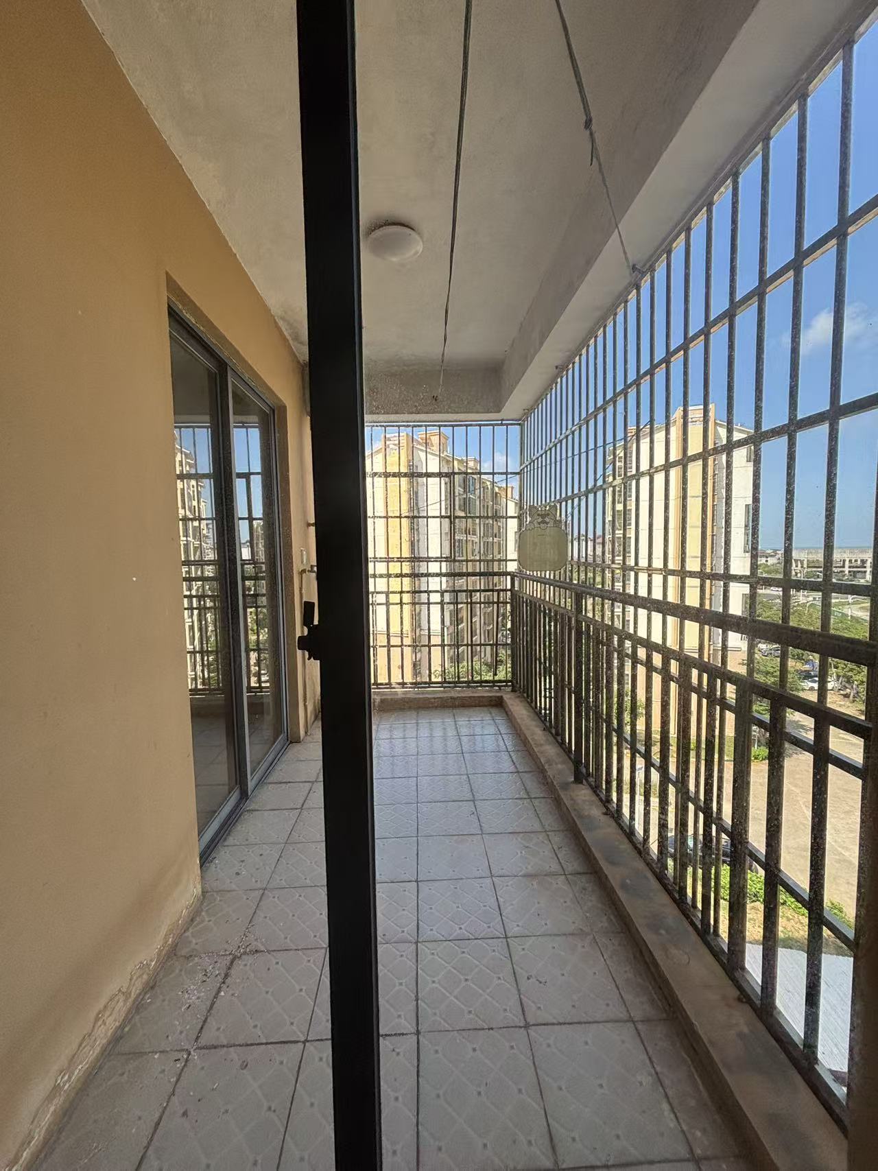 西海岸镇海小区 1室1厅1卫 800.0元/月 西海岸镇海小区 1室1厅1卫 800.0元/月室内图