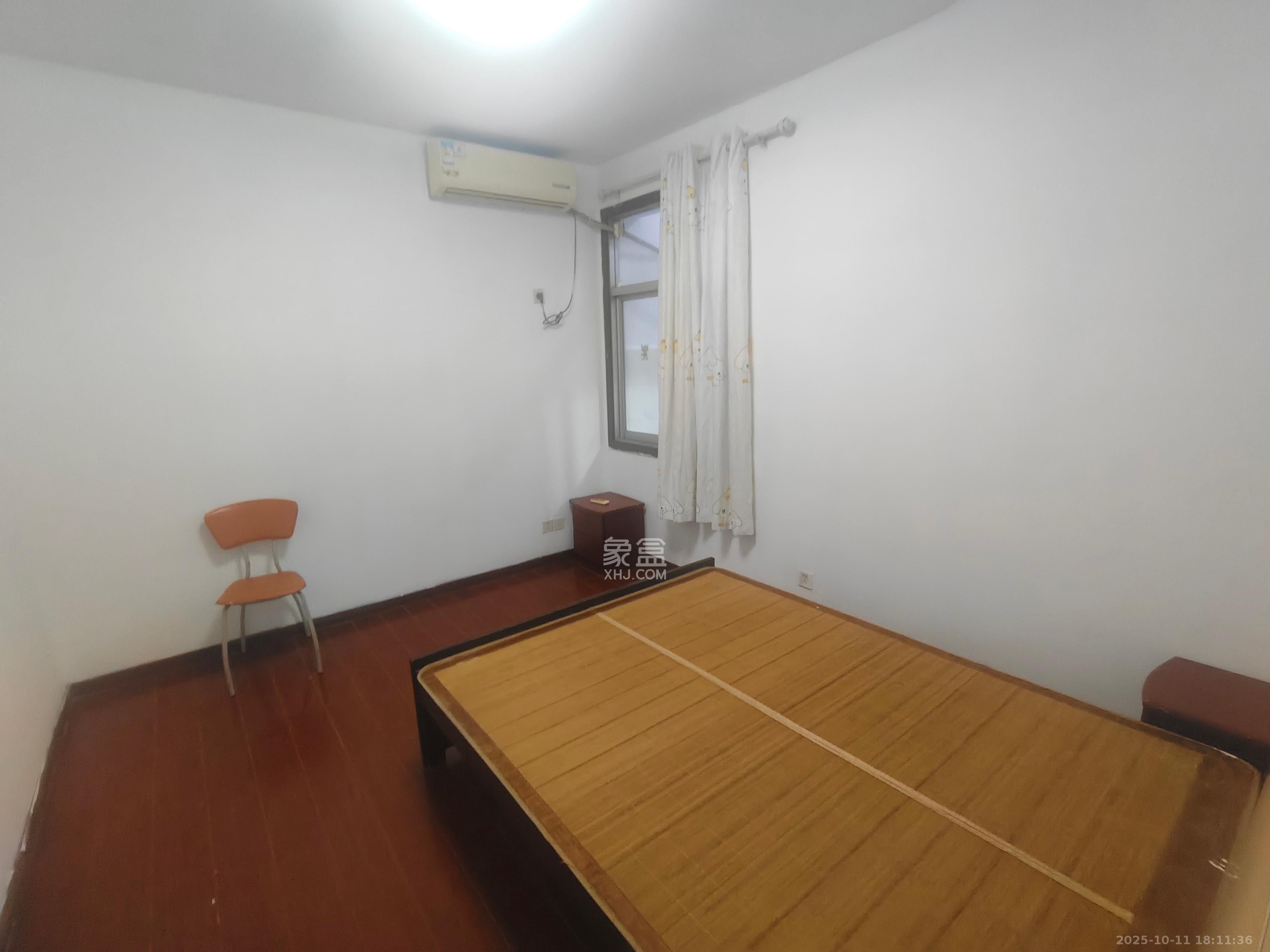 星城名典  6室2厅3卫    4000.0元/月室内图