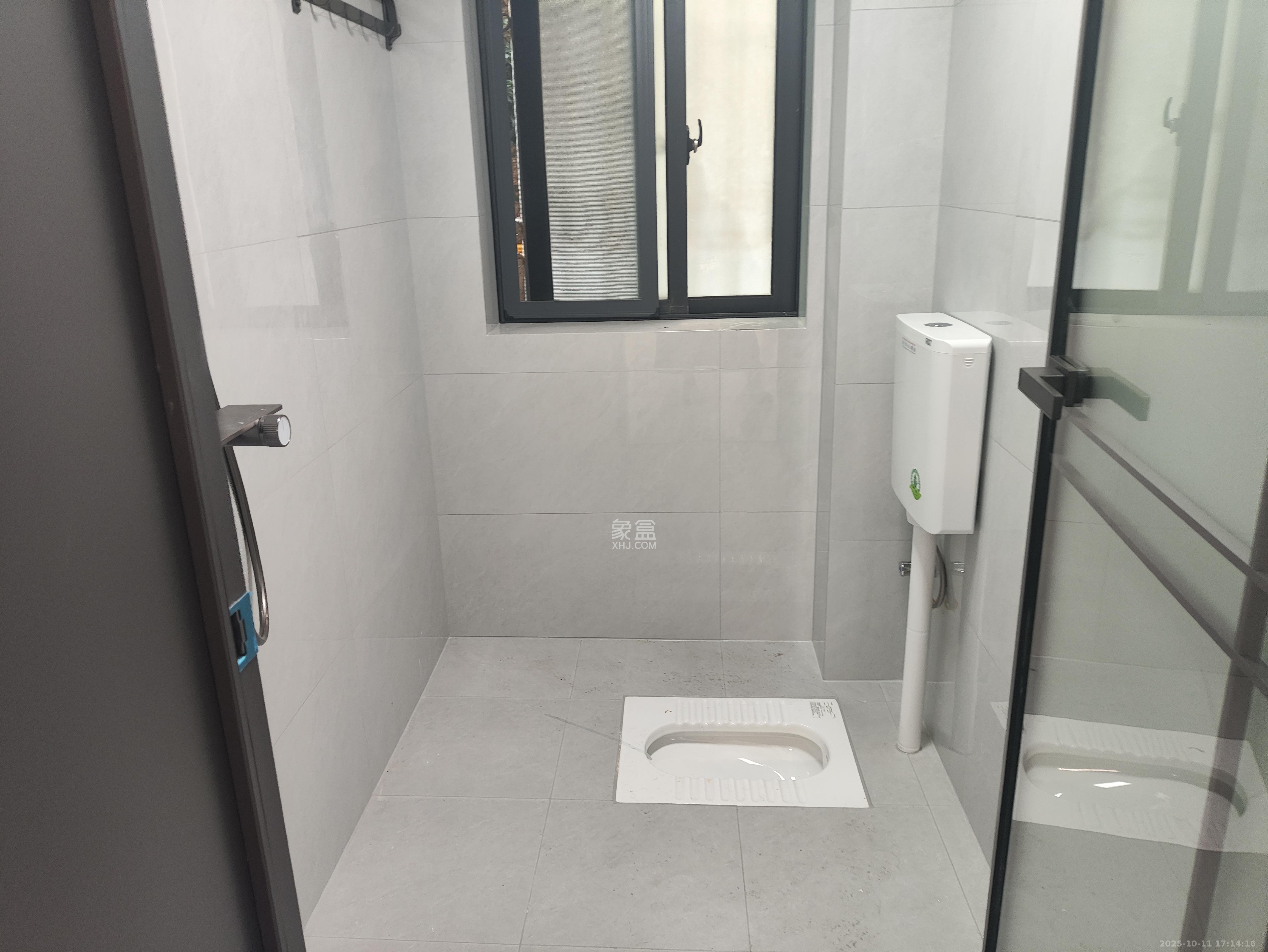 省政府五所 2室2厅1卫 2800.0元/月 省政府五所 2室2厅1卫 2800.0元/月室内图